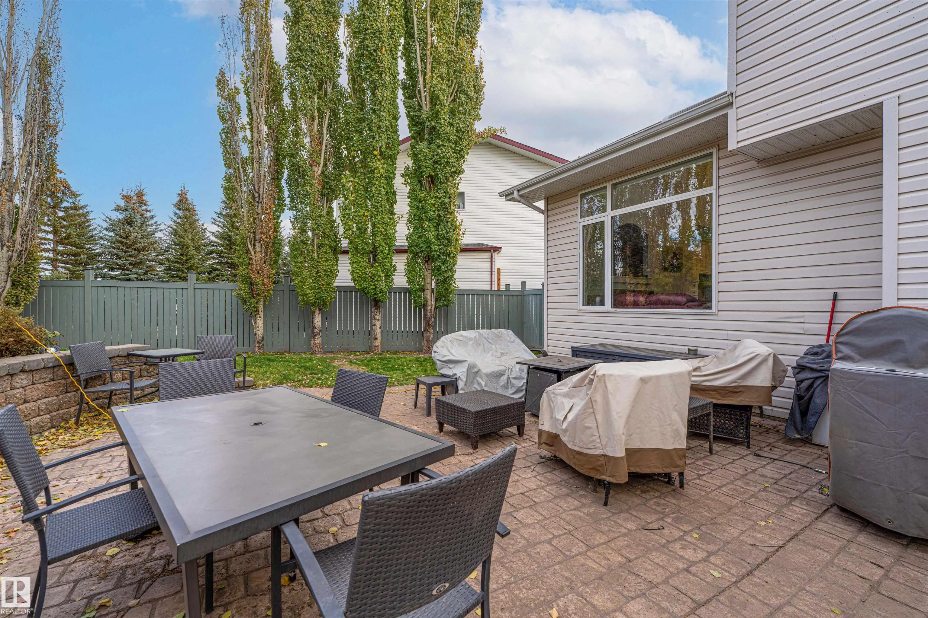 17 OLMSTEAD Crest