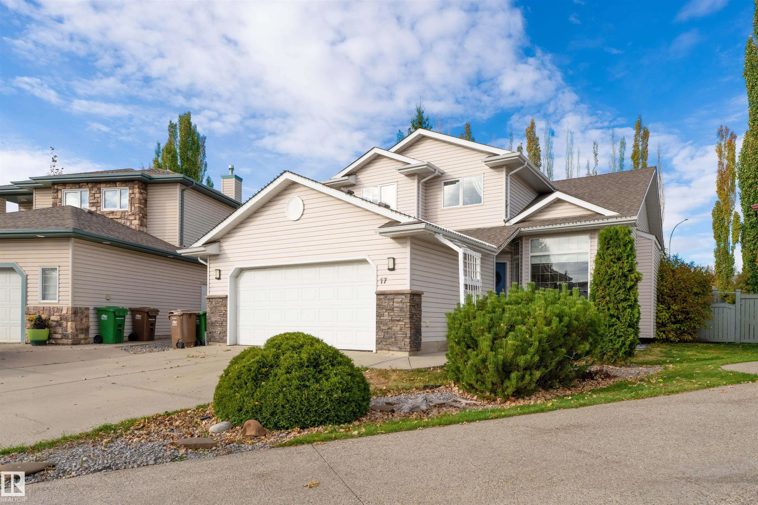 17 OLMSTEAD Crest
