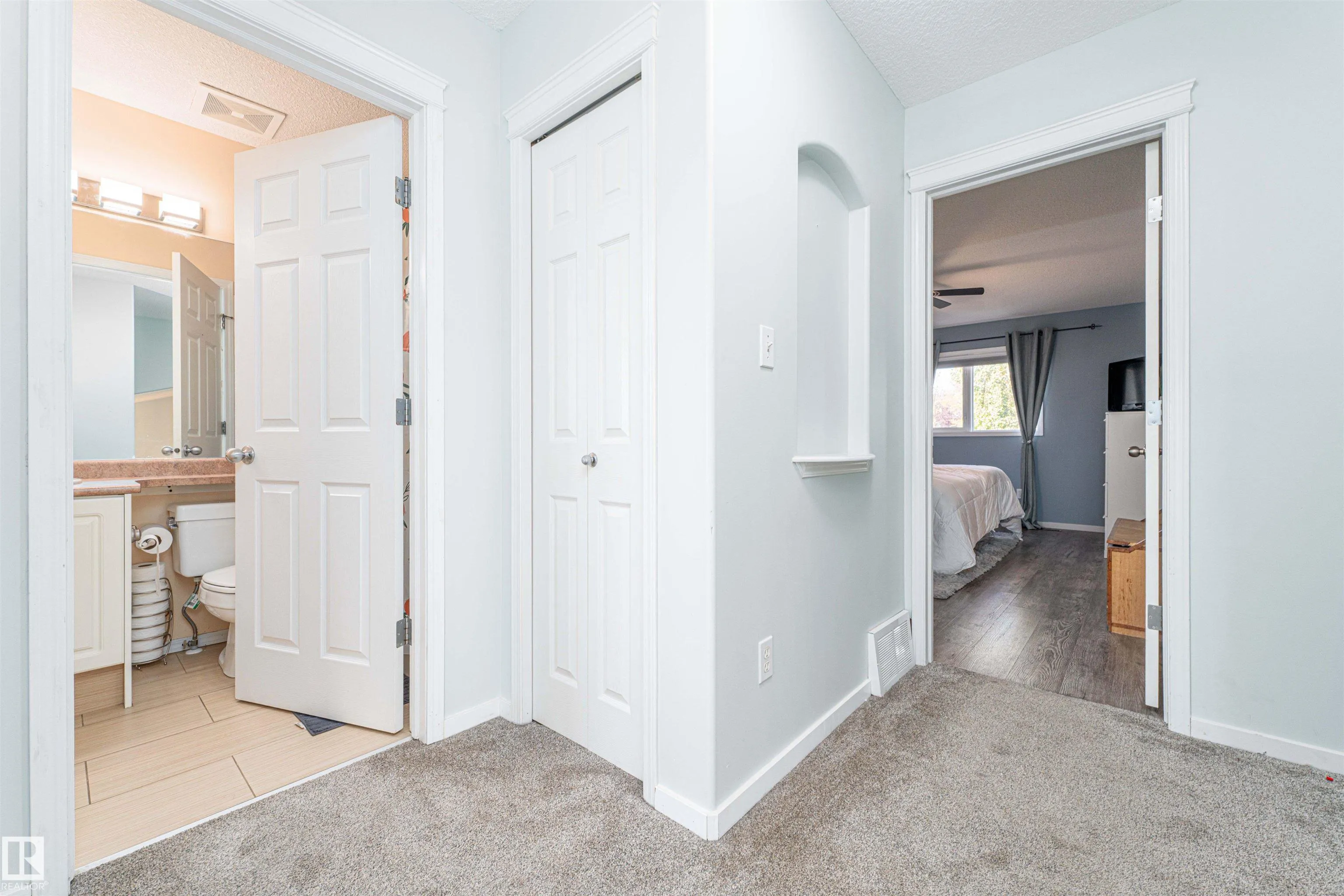 17 OLMSTEAD Crest