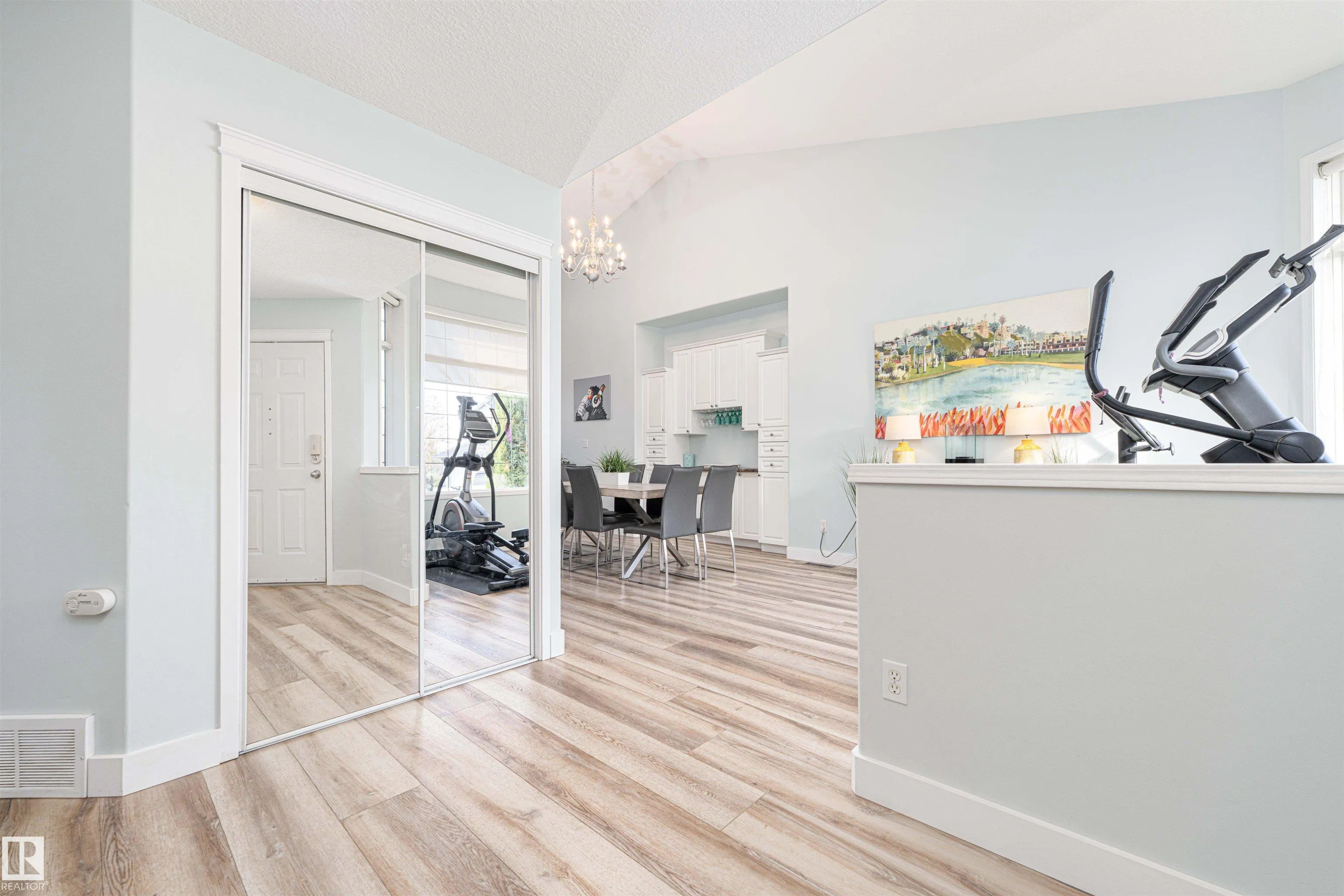 17 OLMSTEAD Crest