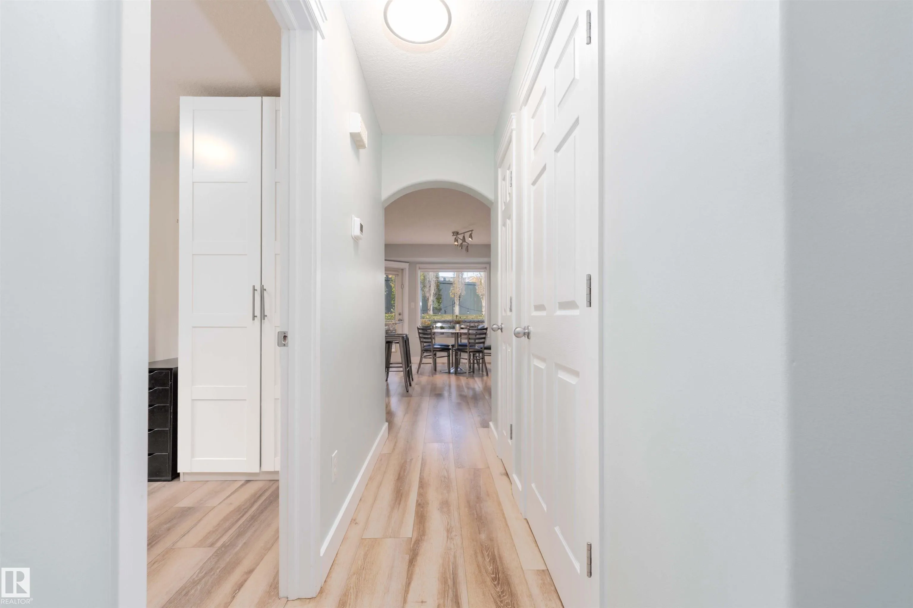 17 OLMSTEAD Crest