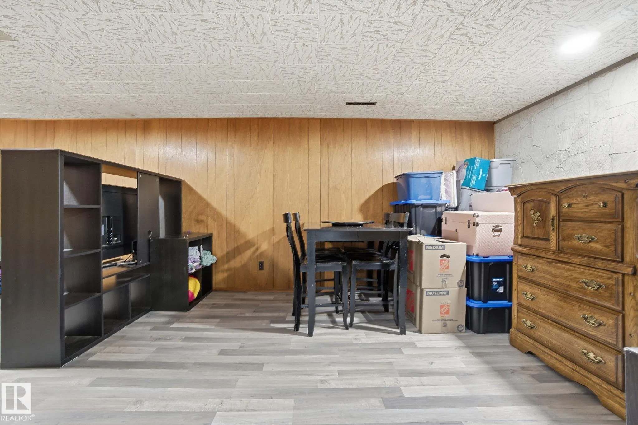 16100 88 Avenue