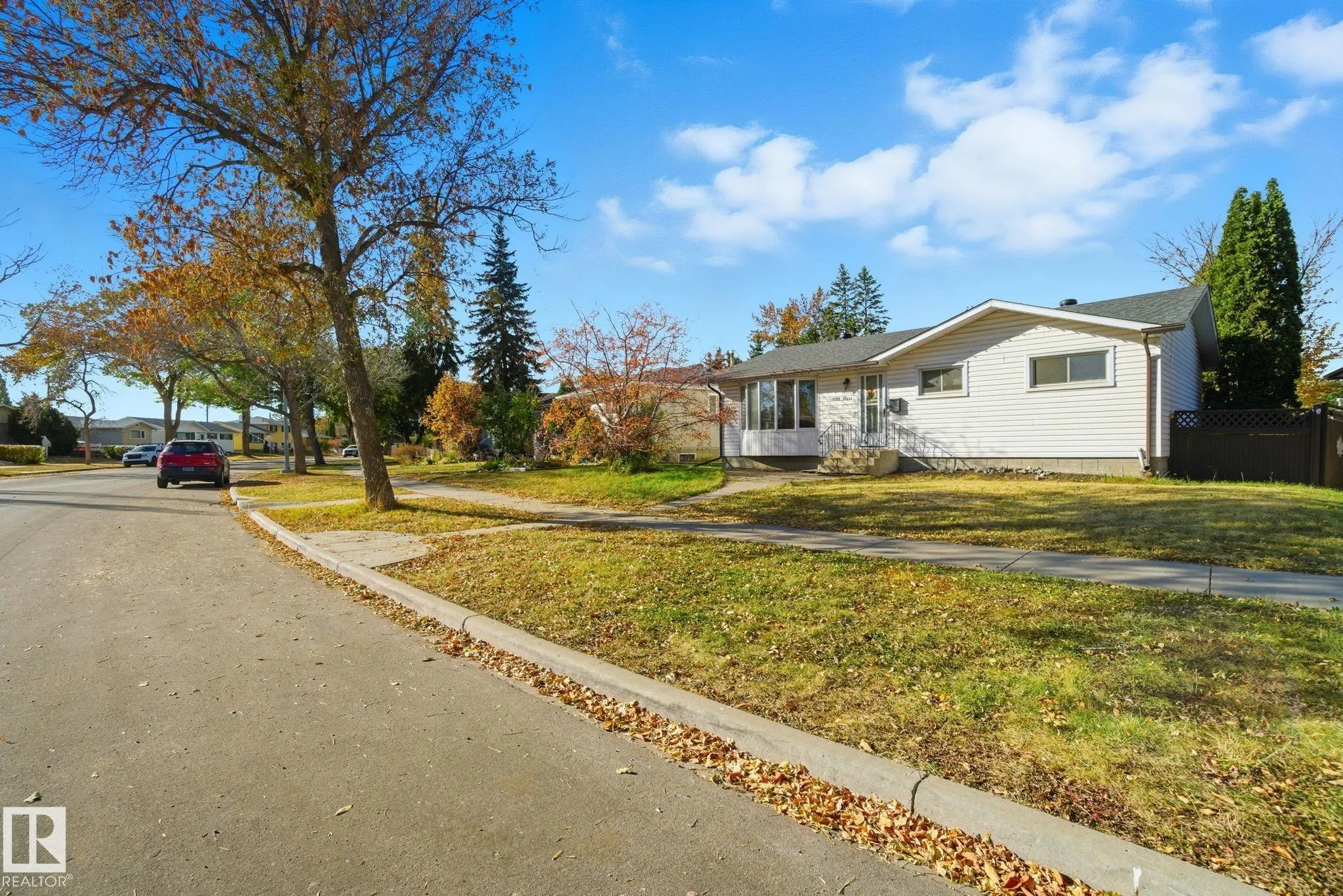 16100 88 Avenue