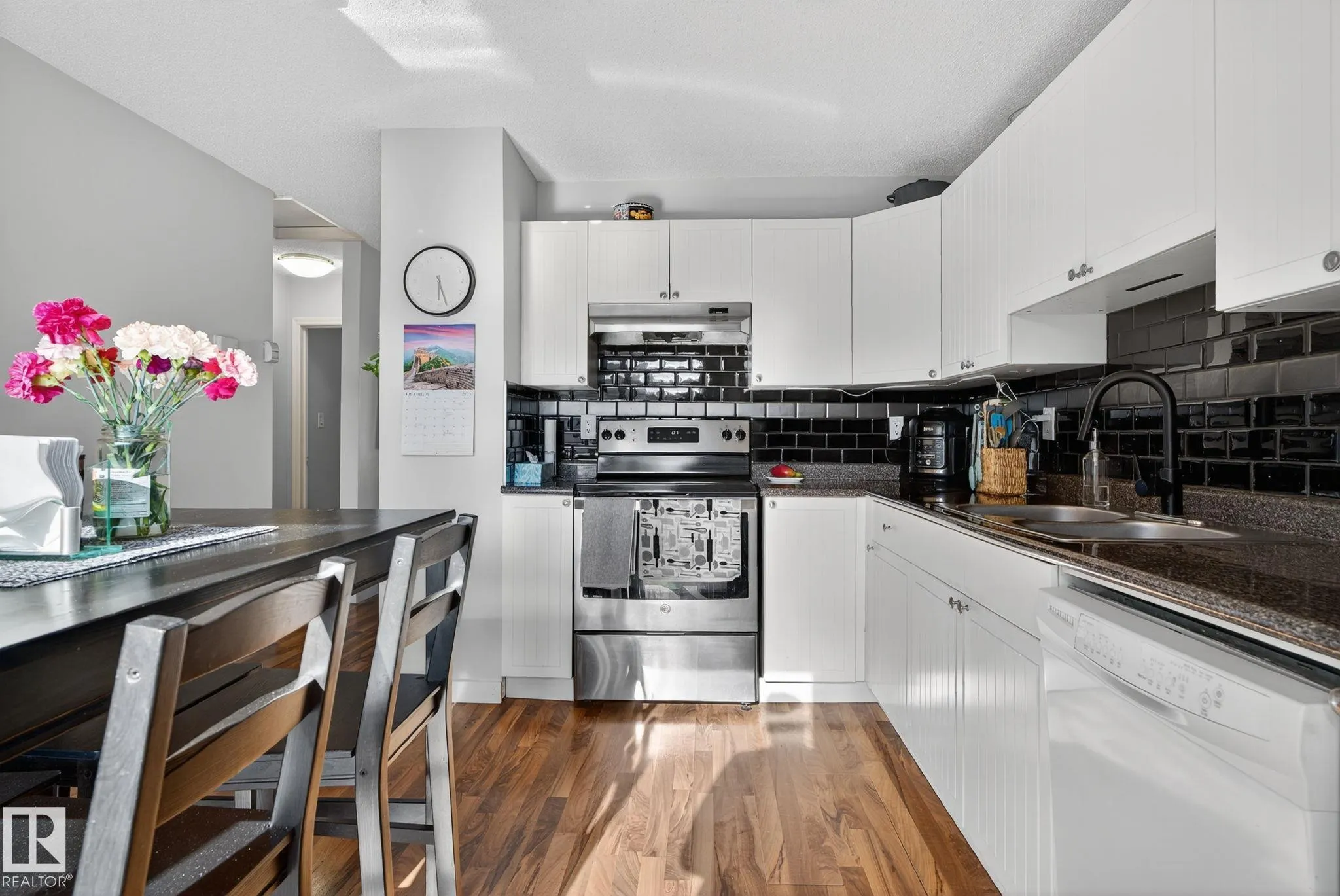 19 PRINCETON Crescent