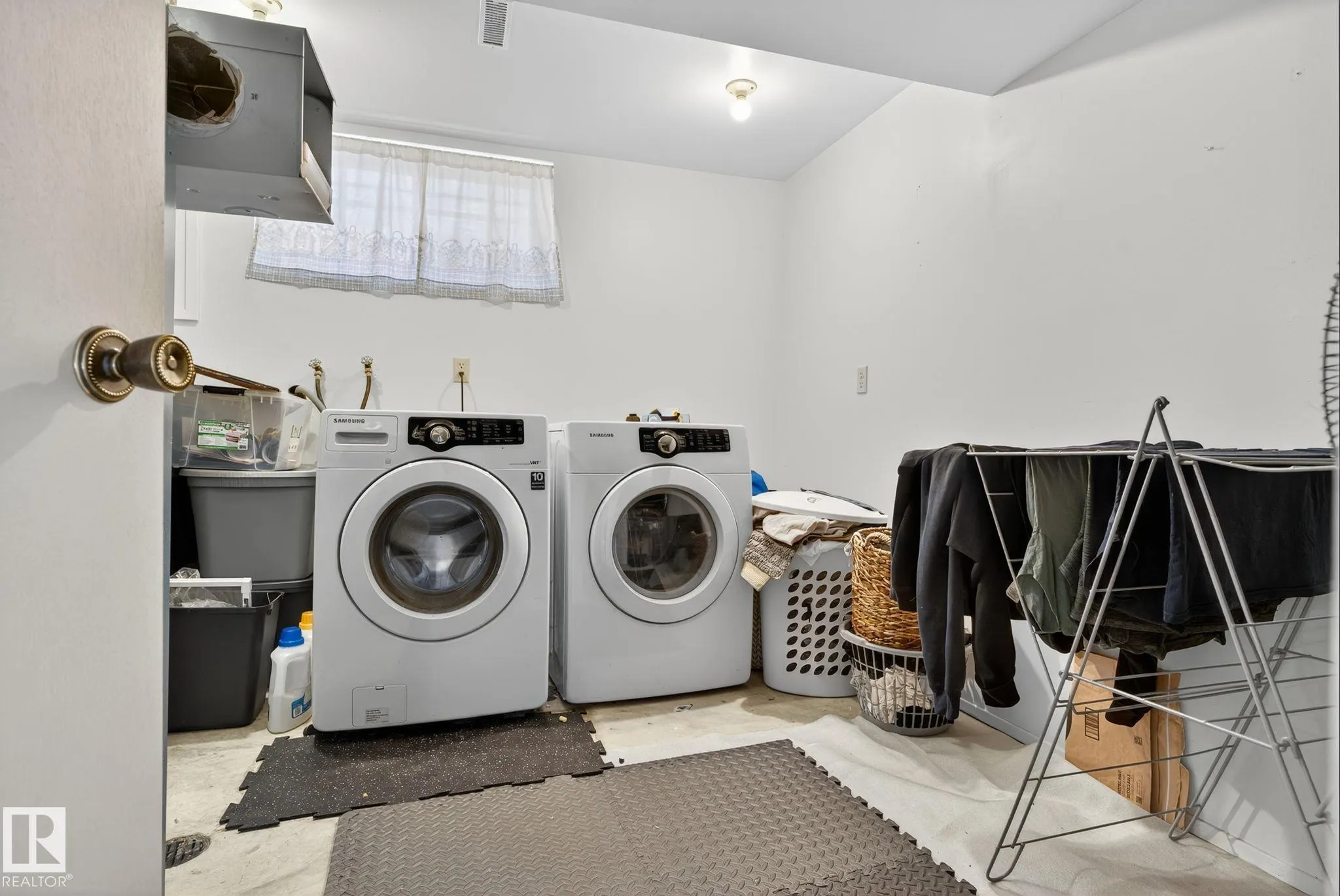 19 PRINCETON Crescent