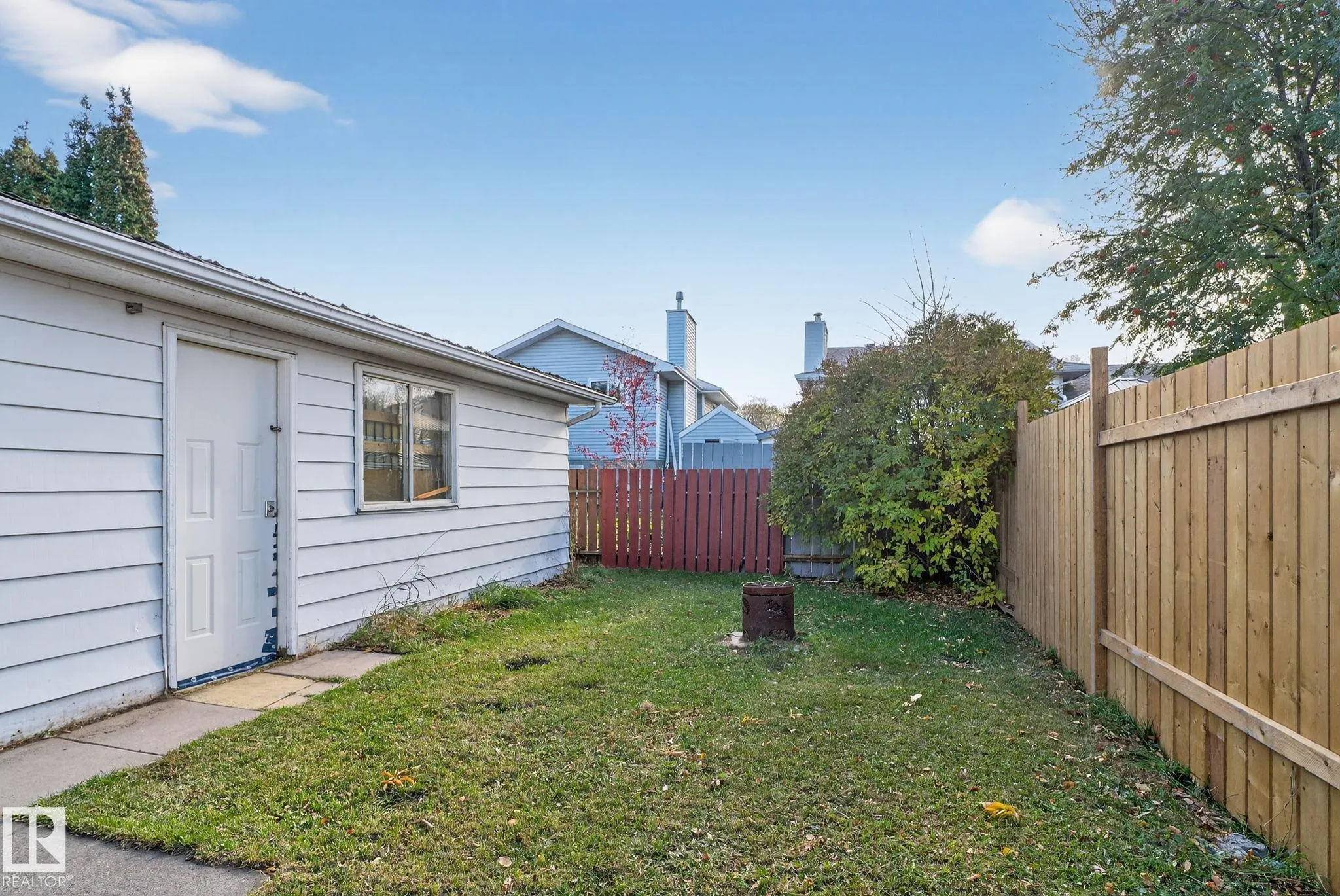 19 PRINCETON Crescent