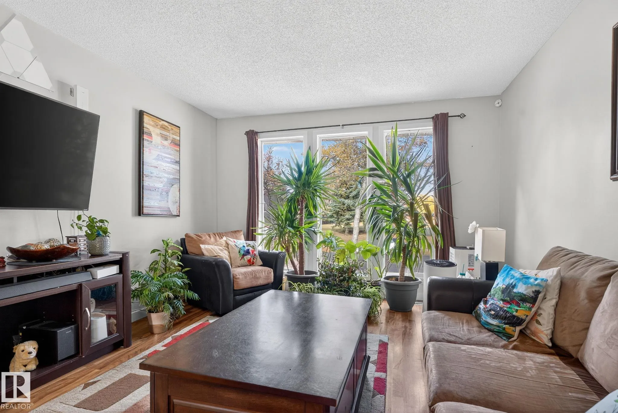 19 PRINCETON Crescent