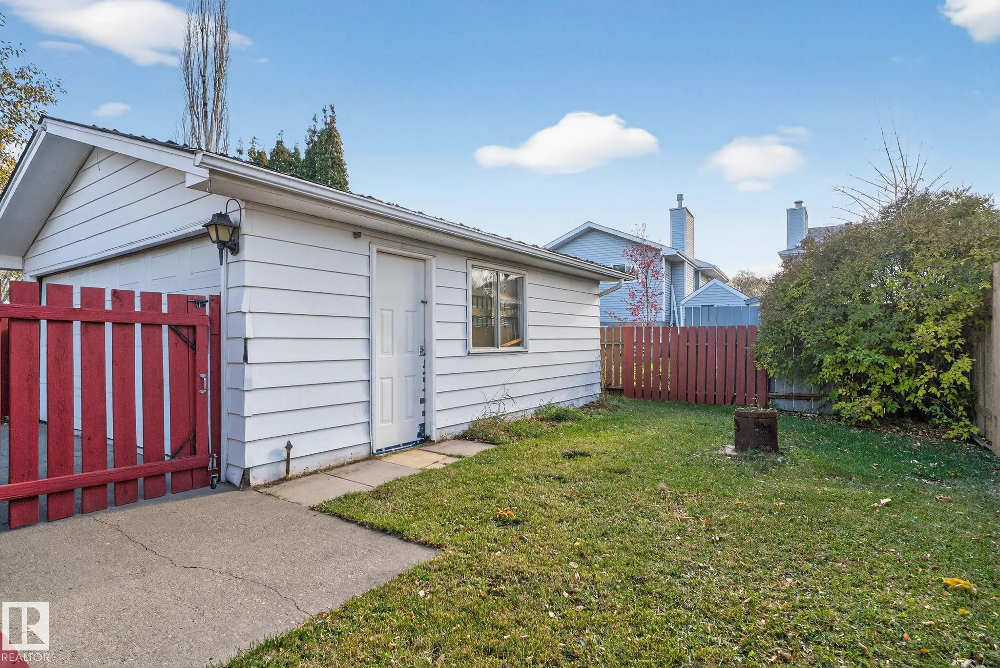 19 PRINCETON Crescent