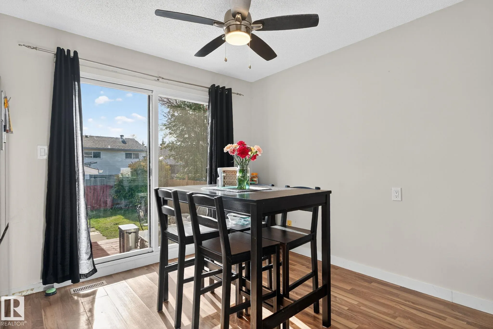 19 PRINCETON Crescent