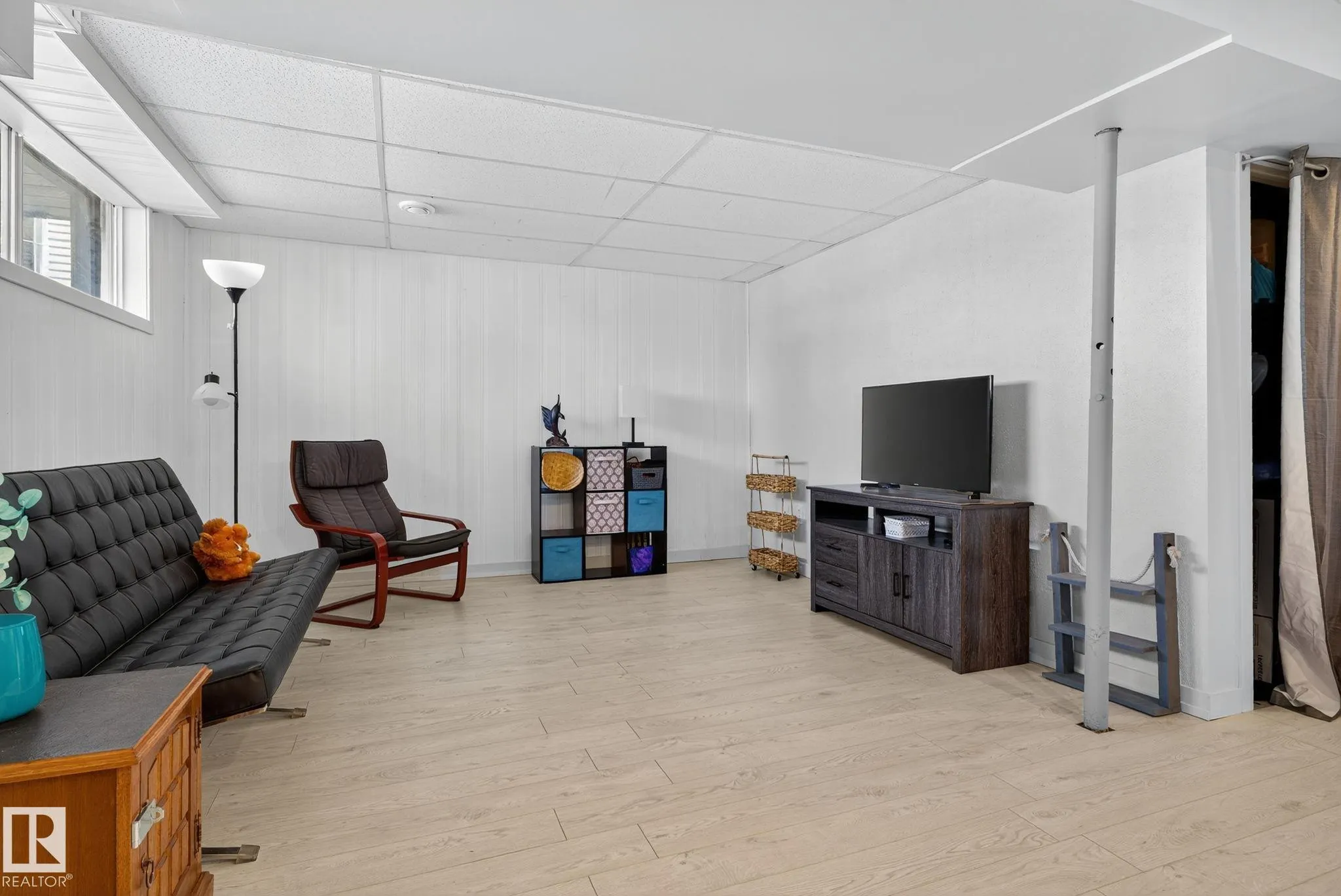 19 PRINCETON Crescent