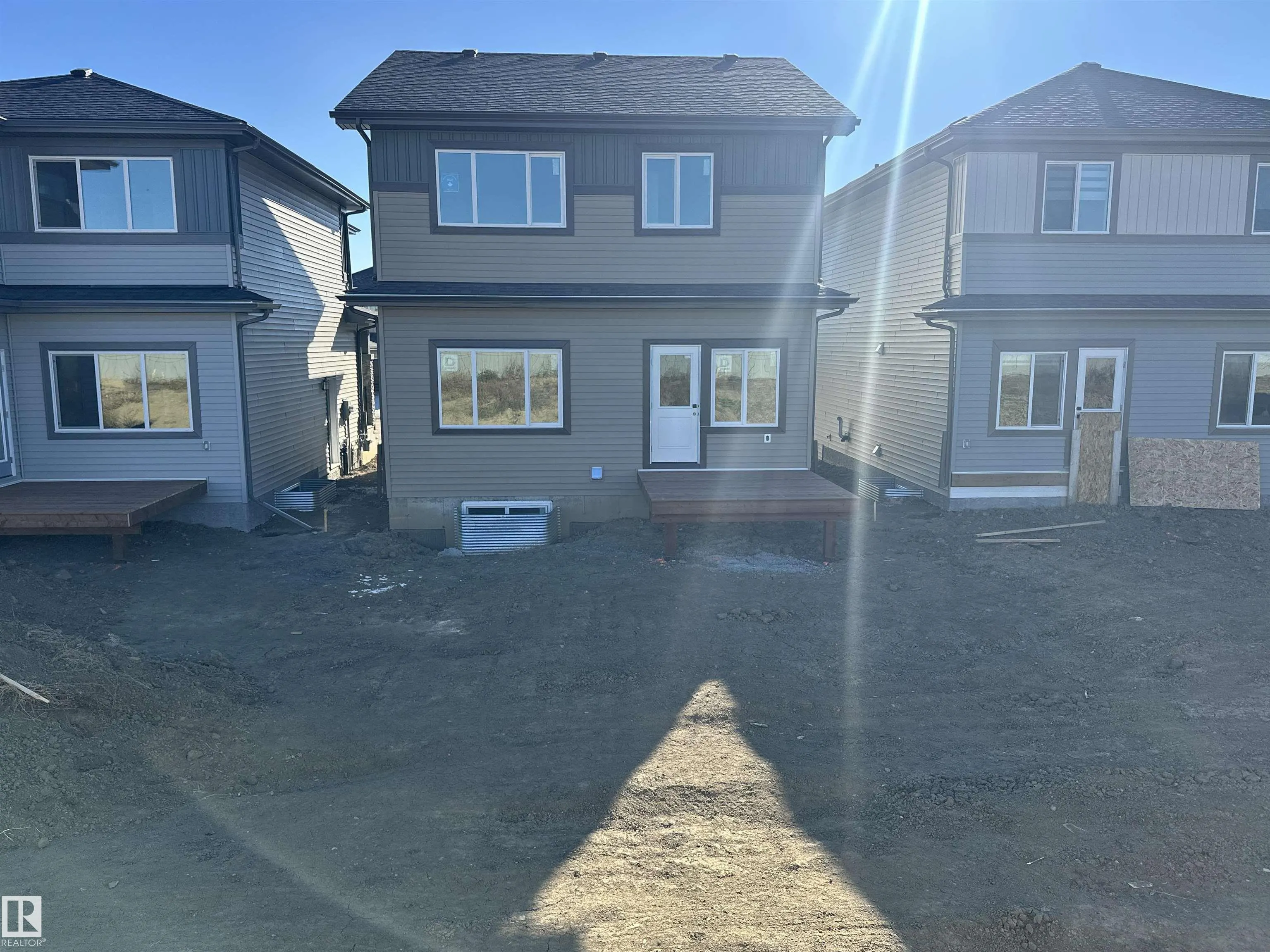 165 CALEDON Crescent