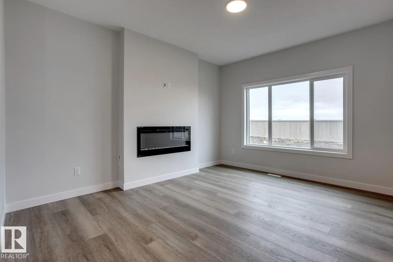 165 CALEDON Crescent