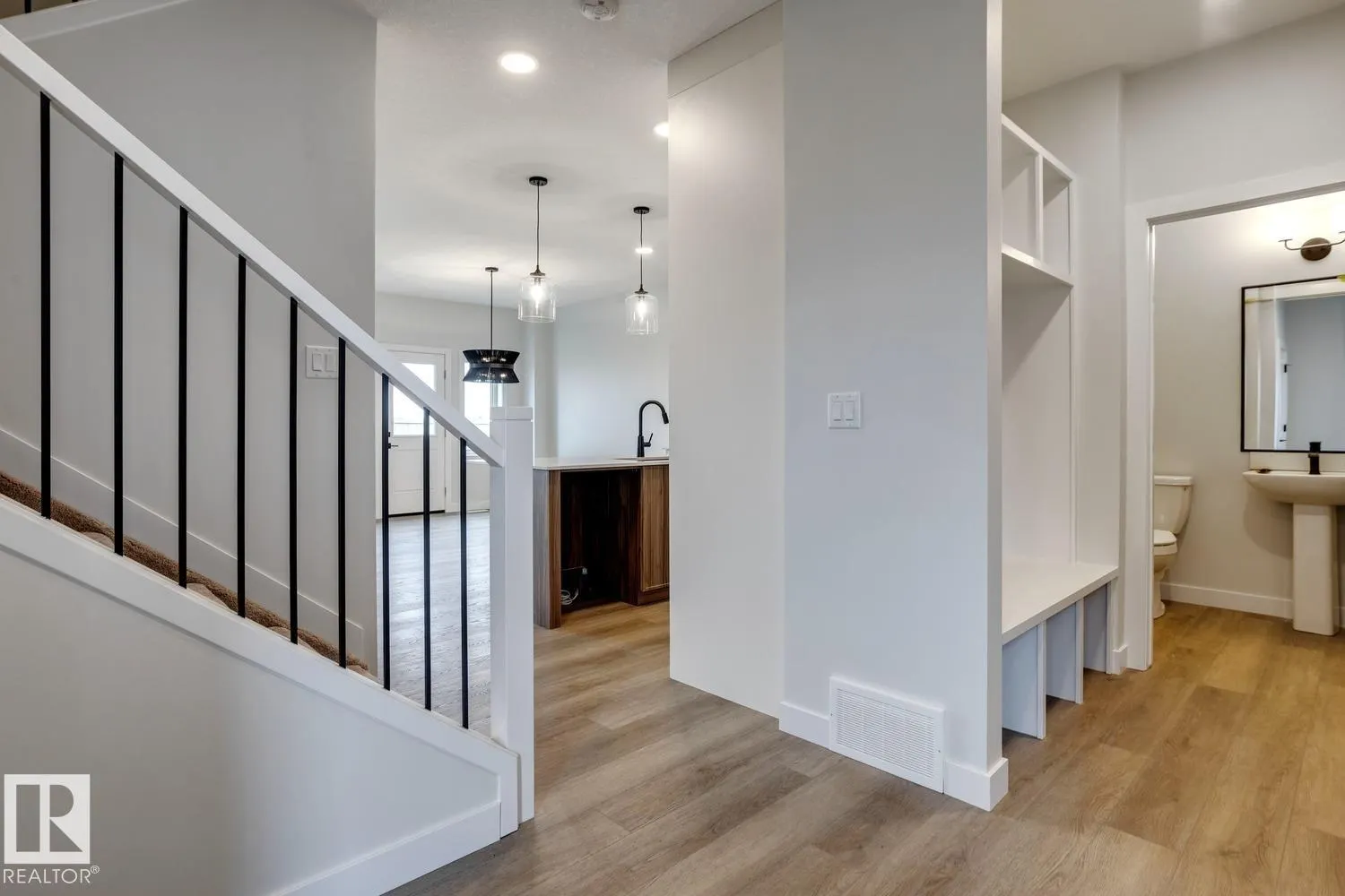 165 CALEDON Crescent