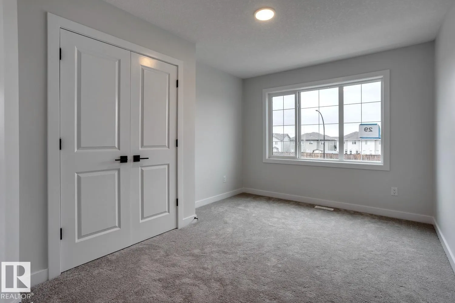 165 CALEDON Crescent