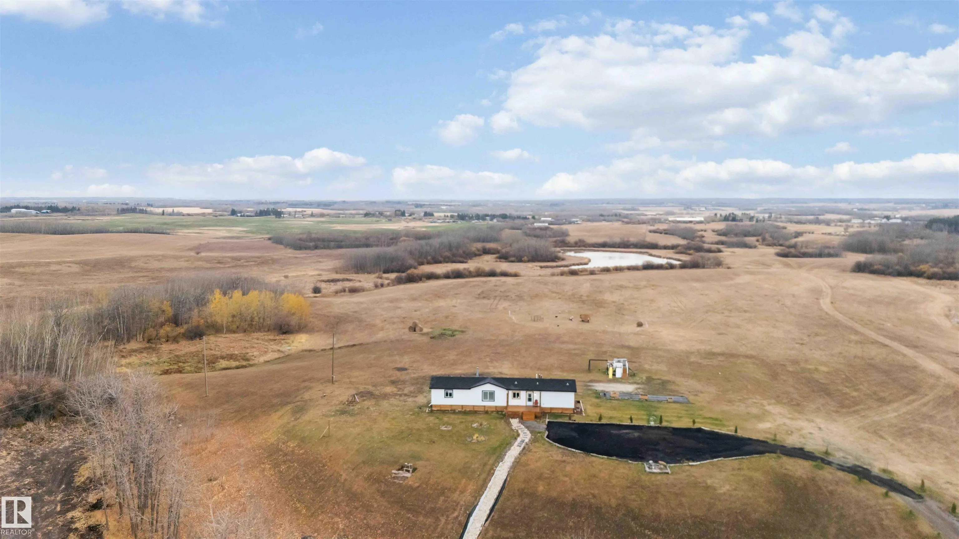53273 RGE ROAD 215