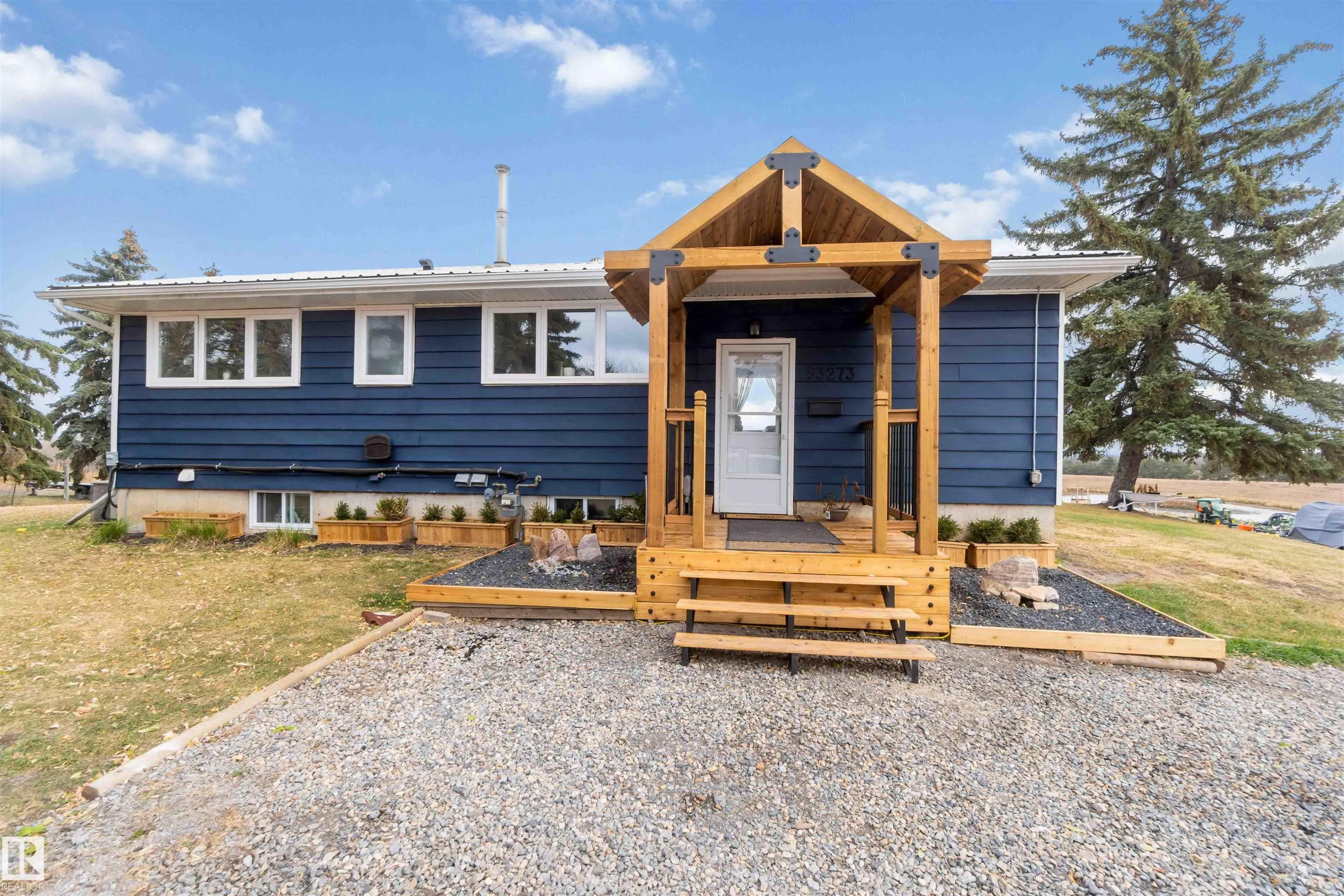 53273 RGE ROAD 215