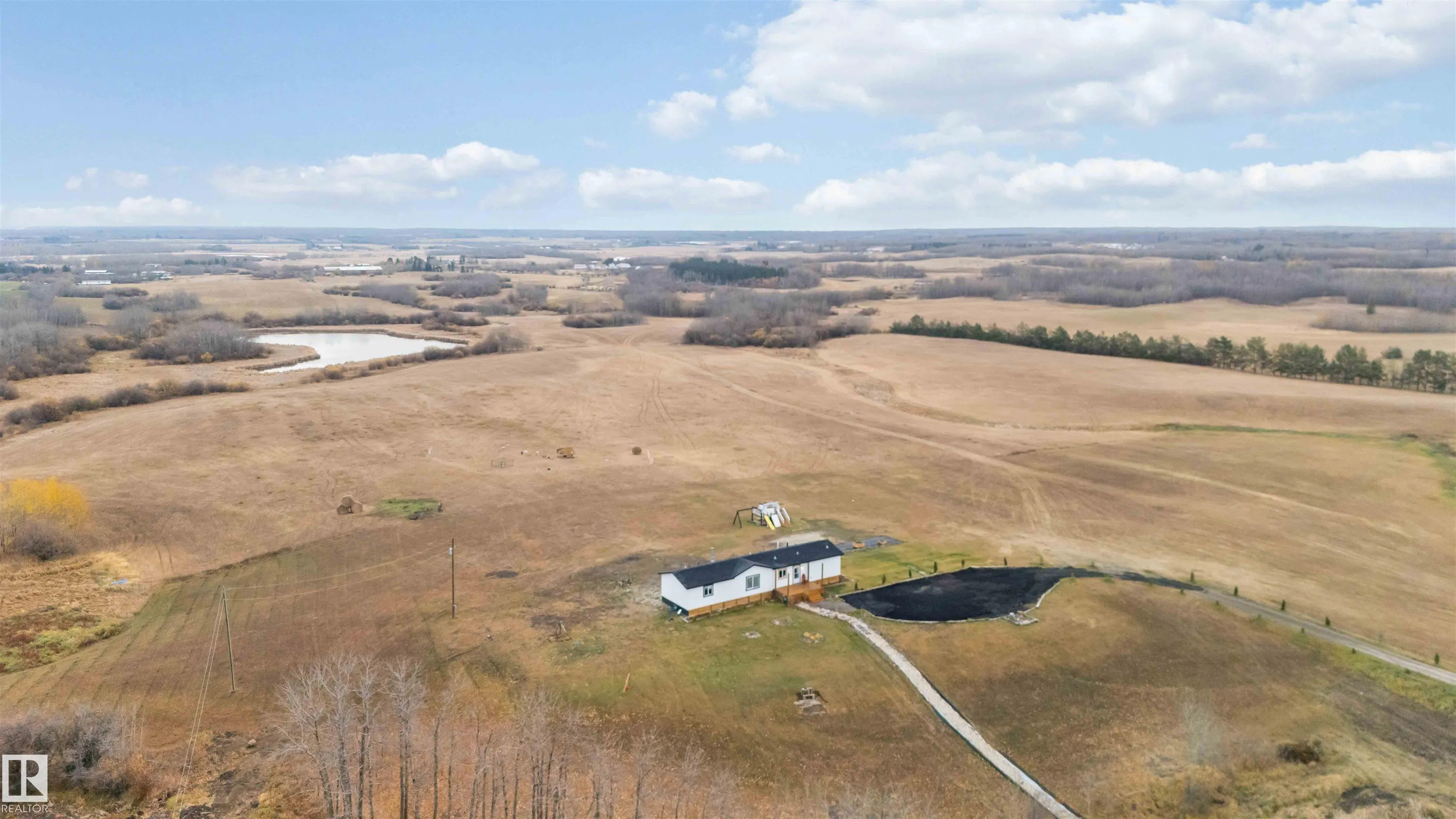 53273 RGE ROAD 215
