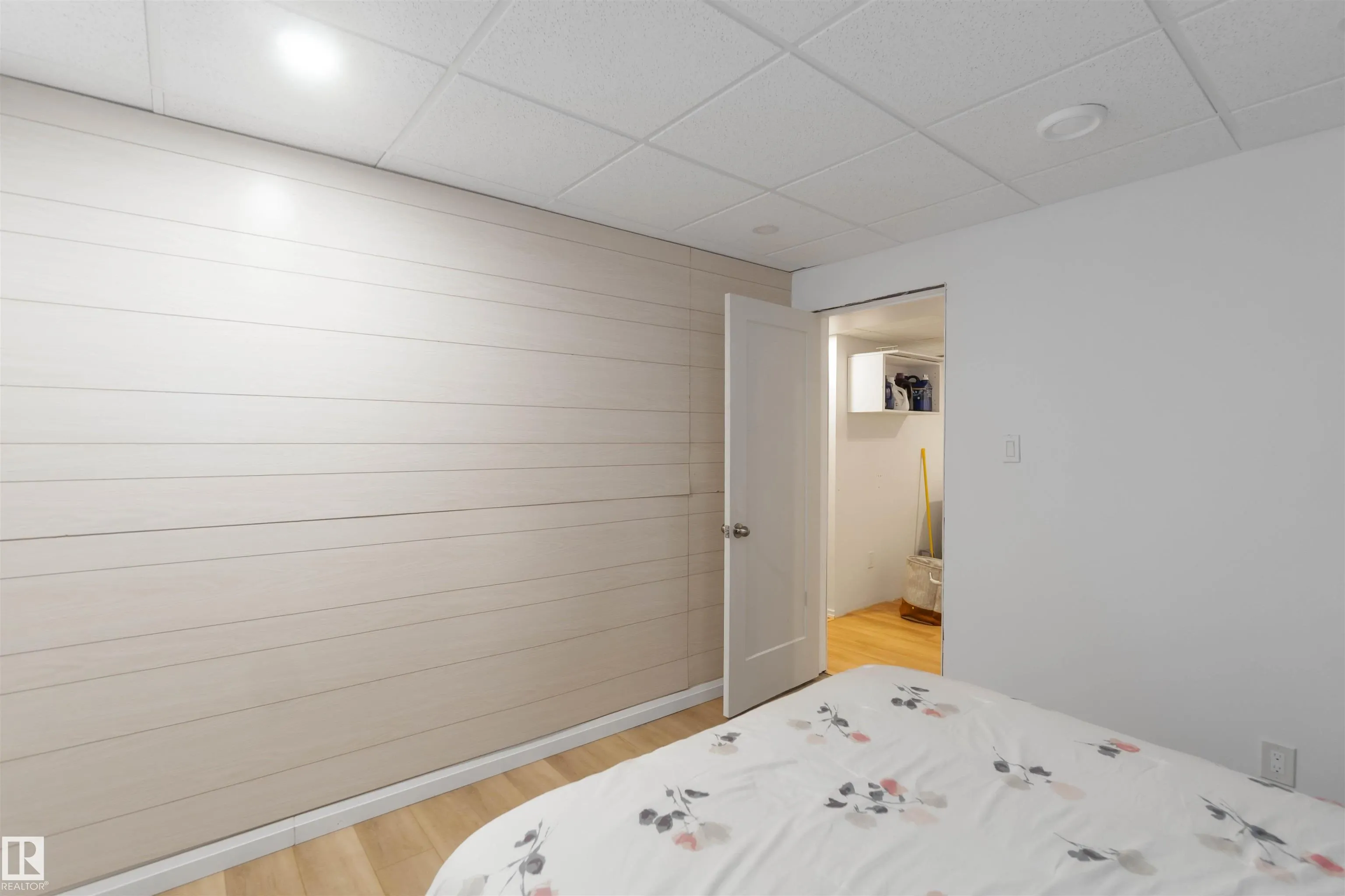 53273 RGE ROAD 215