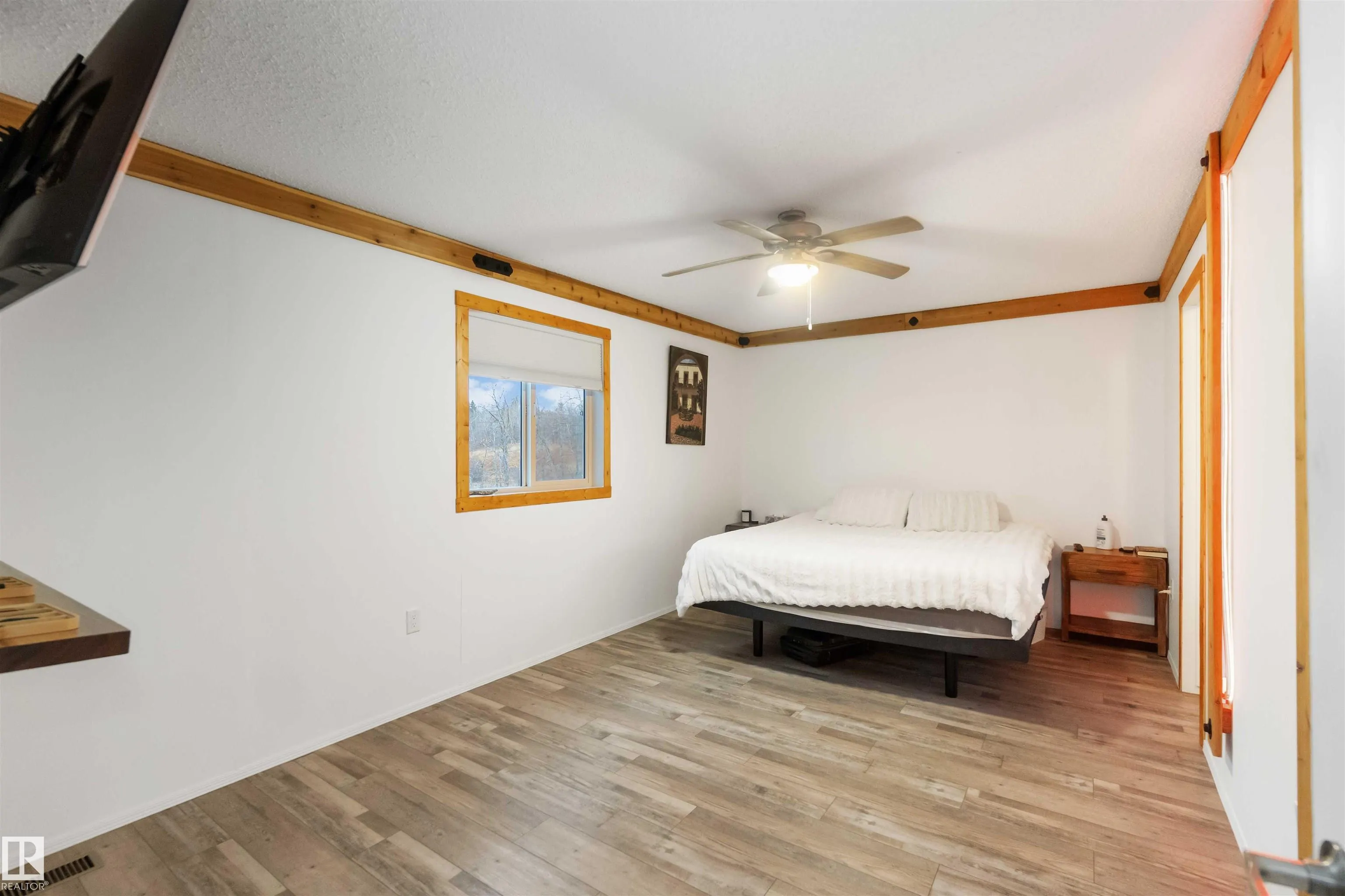53273 RGE ROAD 215