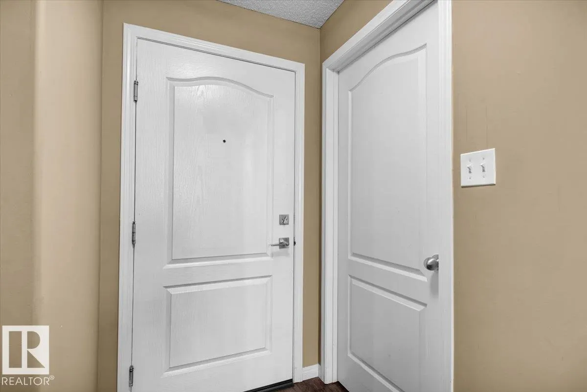 1520 Hammond Gate