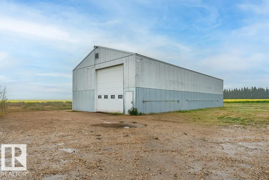 463051 RGE ROAD 235