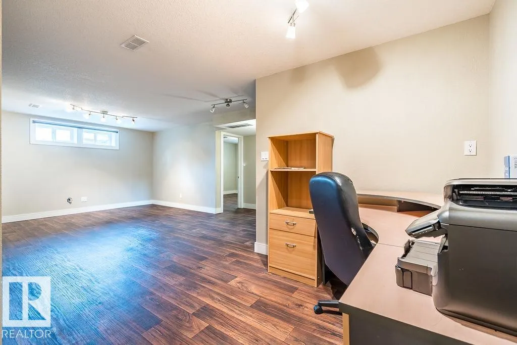 463051 RGE ROAD 235