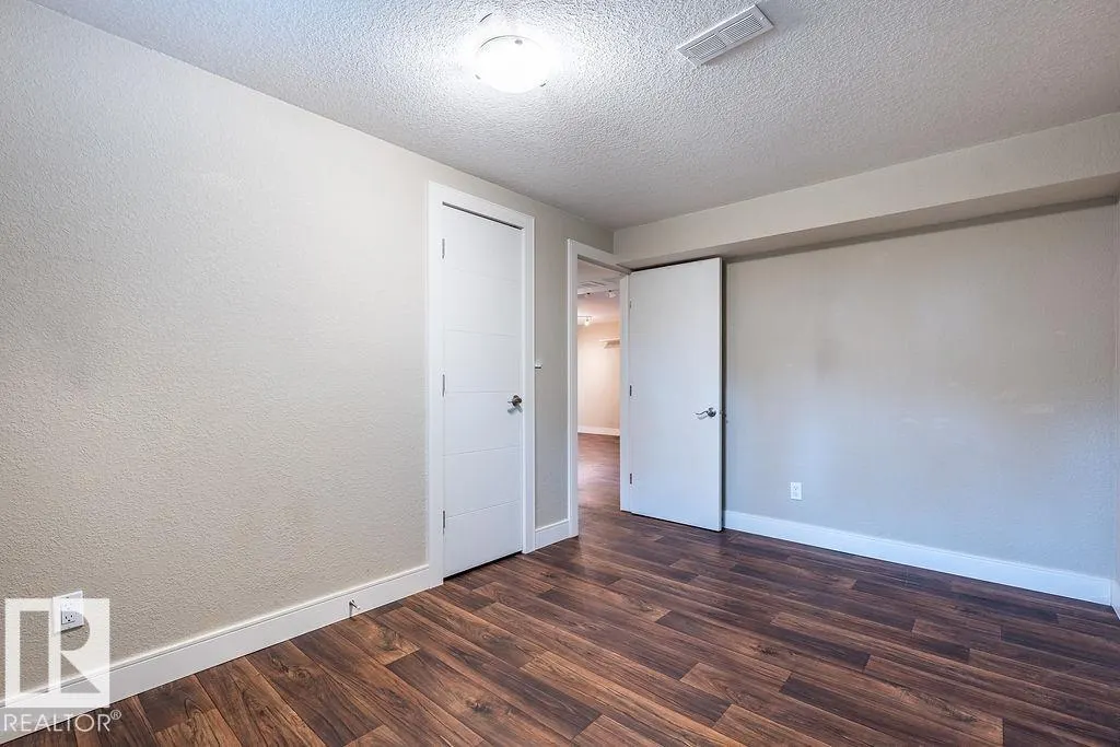463051 RGE ROAD 235