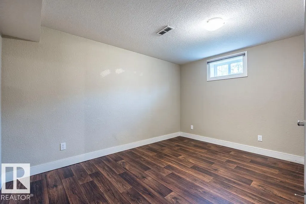463051 RGE ROAD 235