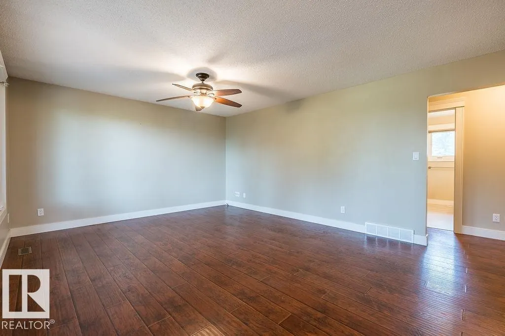 463051 RGE ROAD 235