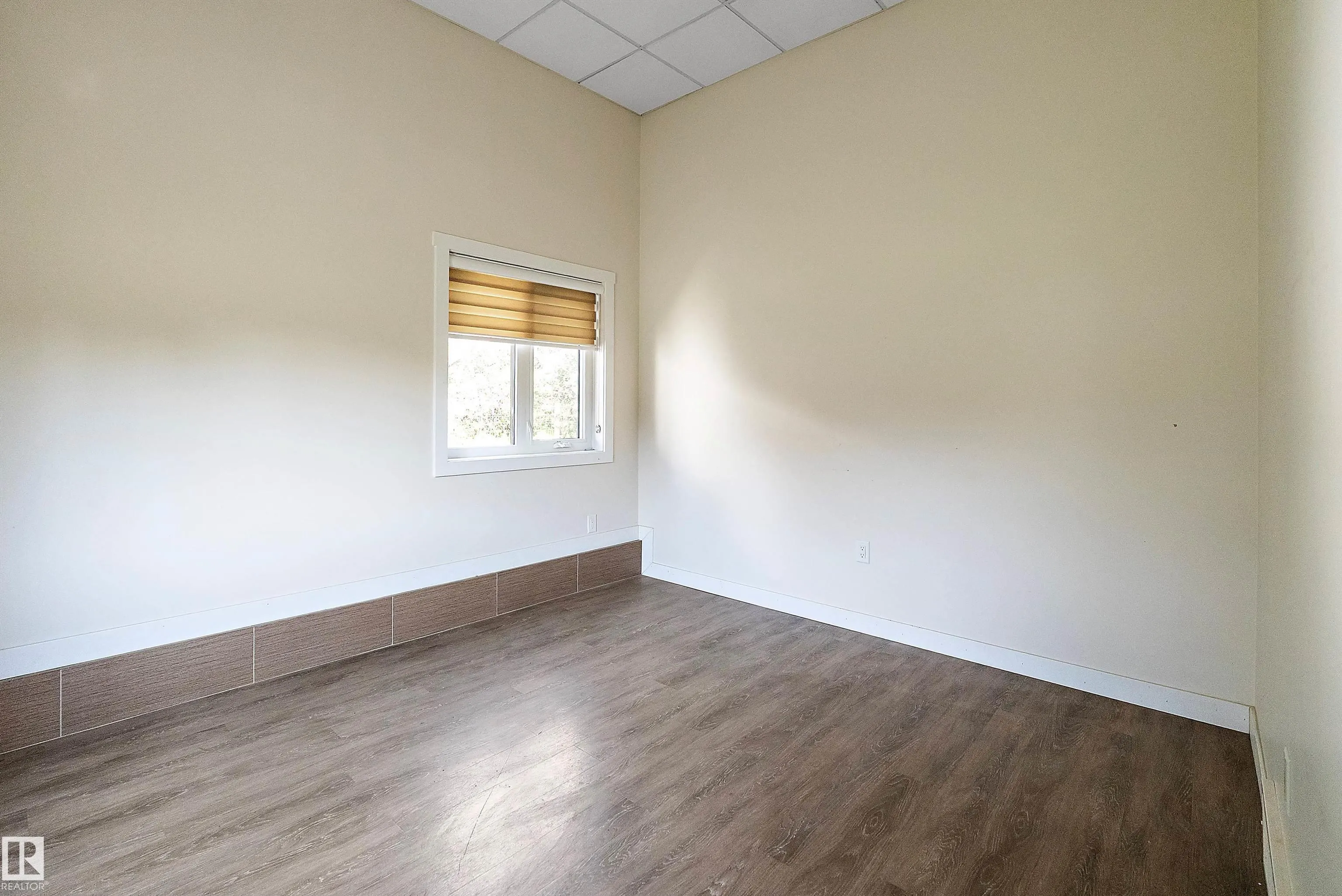 #9B 54231 Range Road 250
