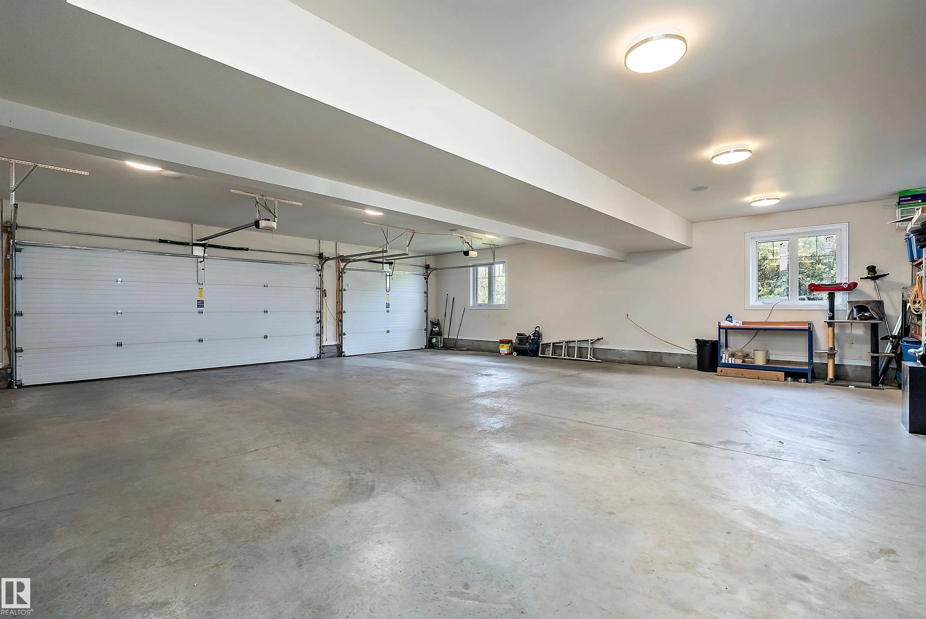 #9B 54231 Range Road 250