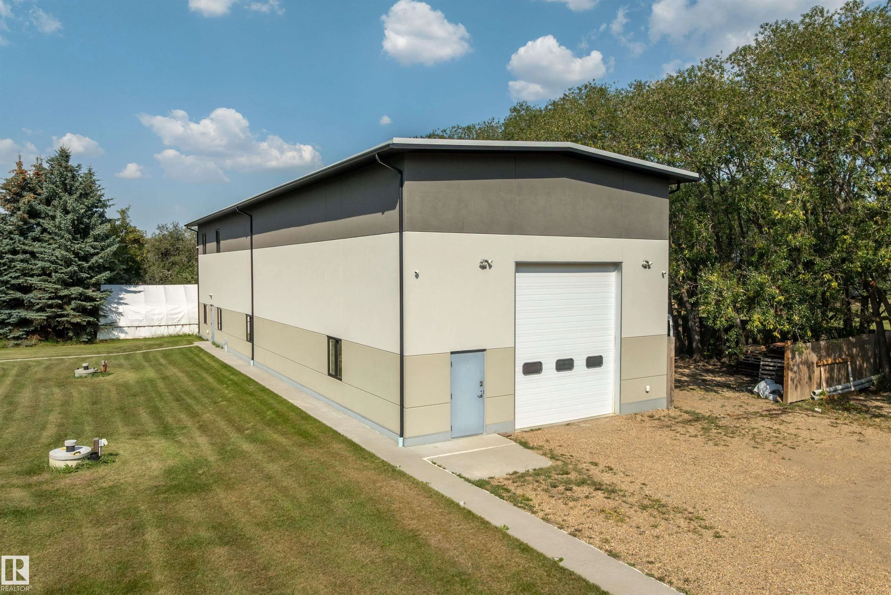 #9B 54231 Range Road 250