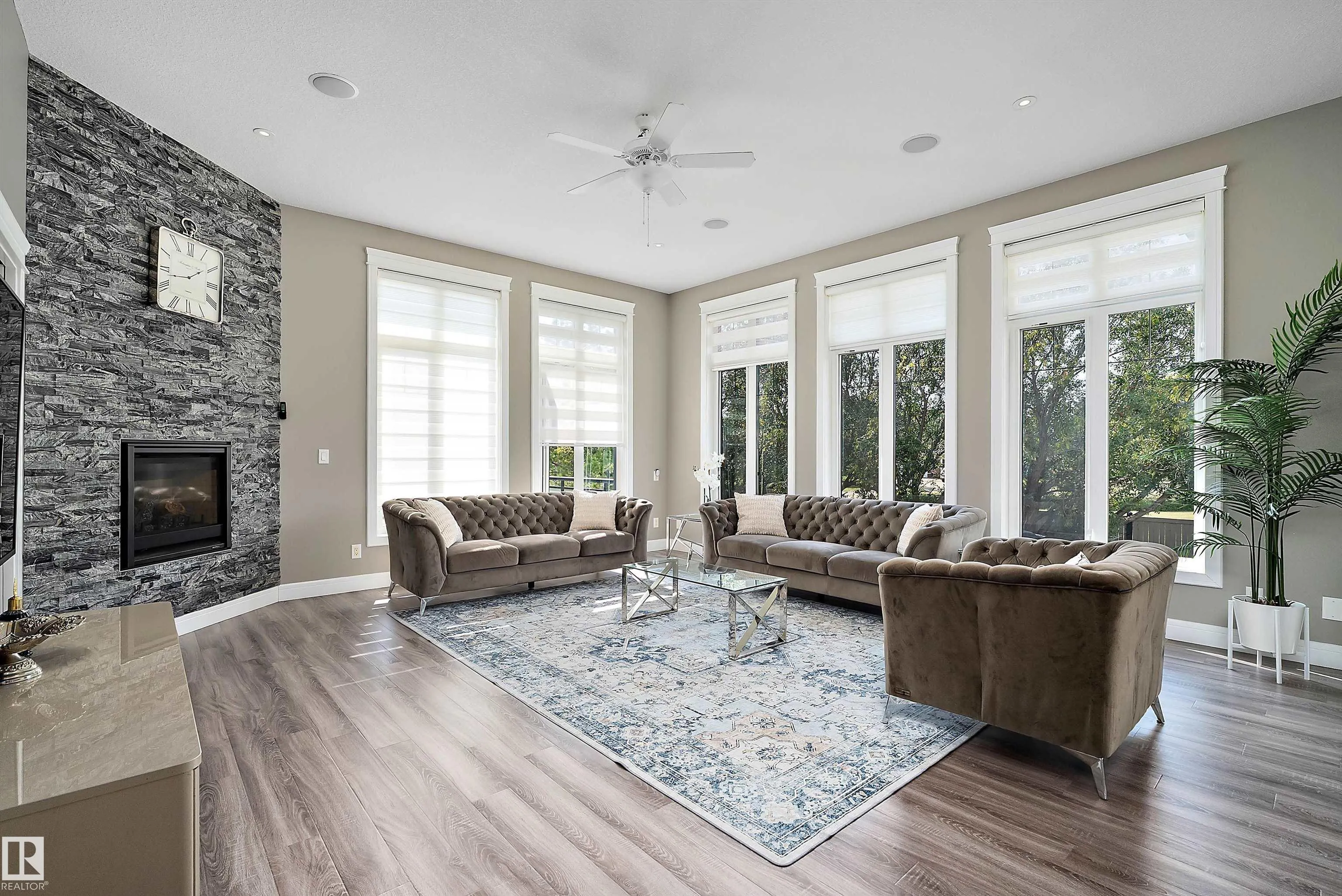 #9B 54231 Range Road 250