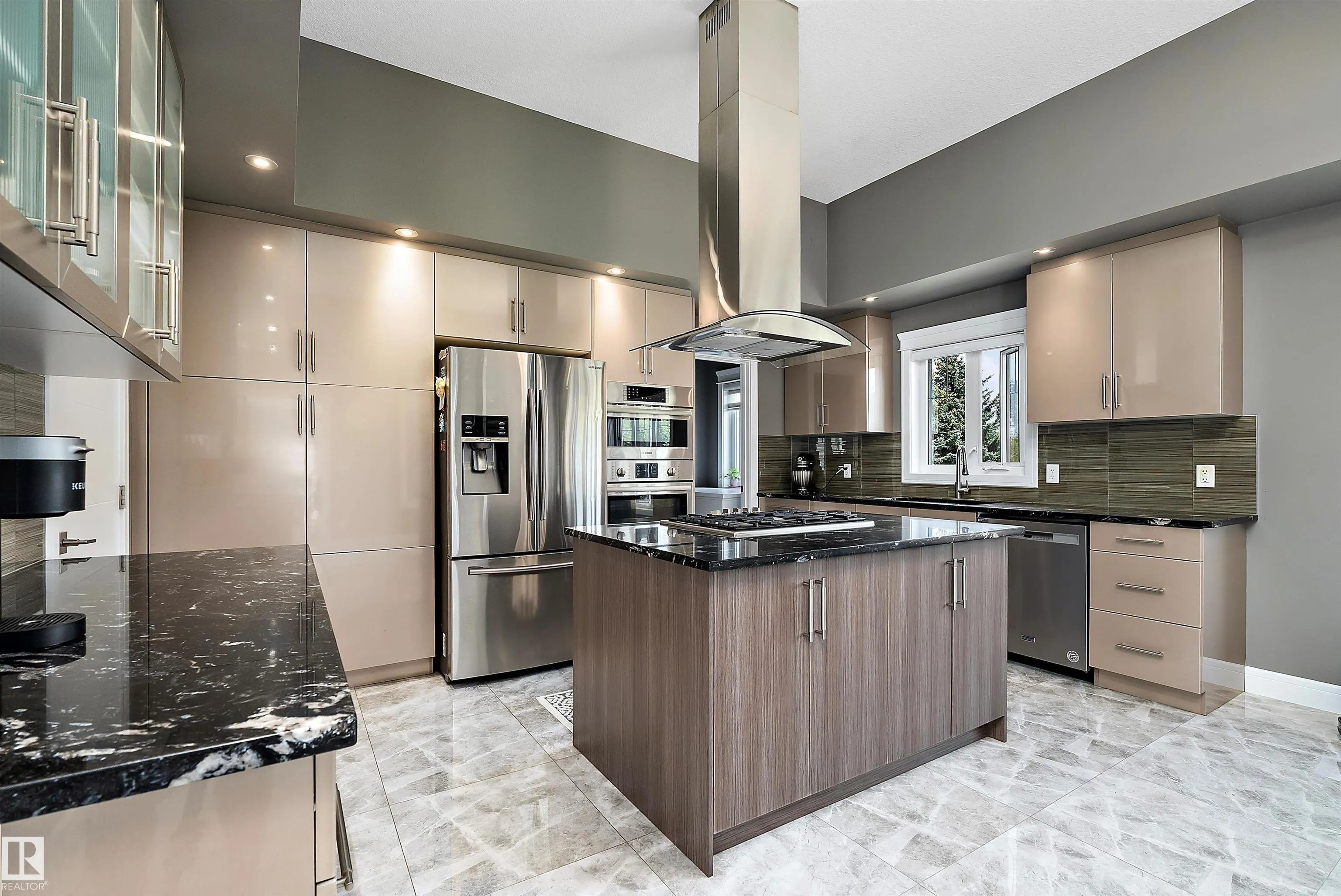 #9B 54231 Range Road 250