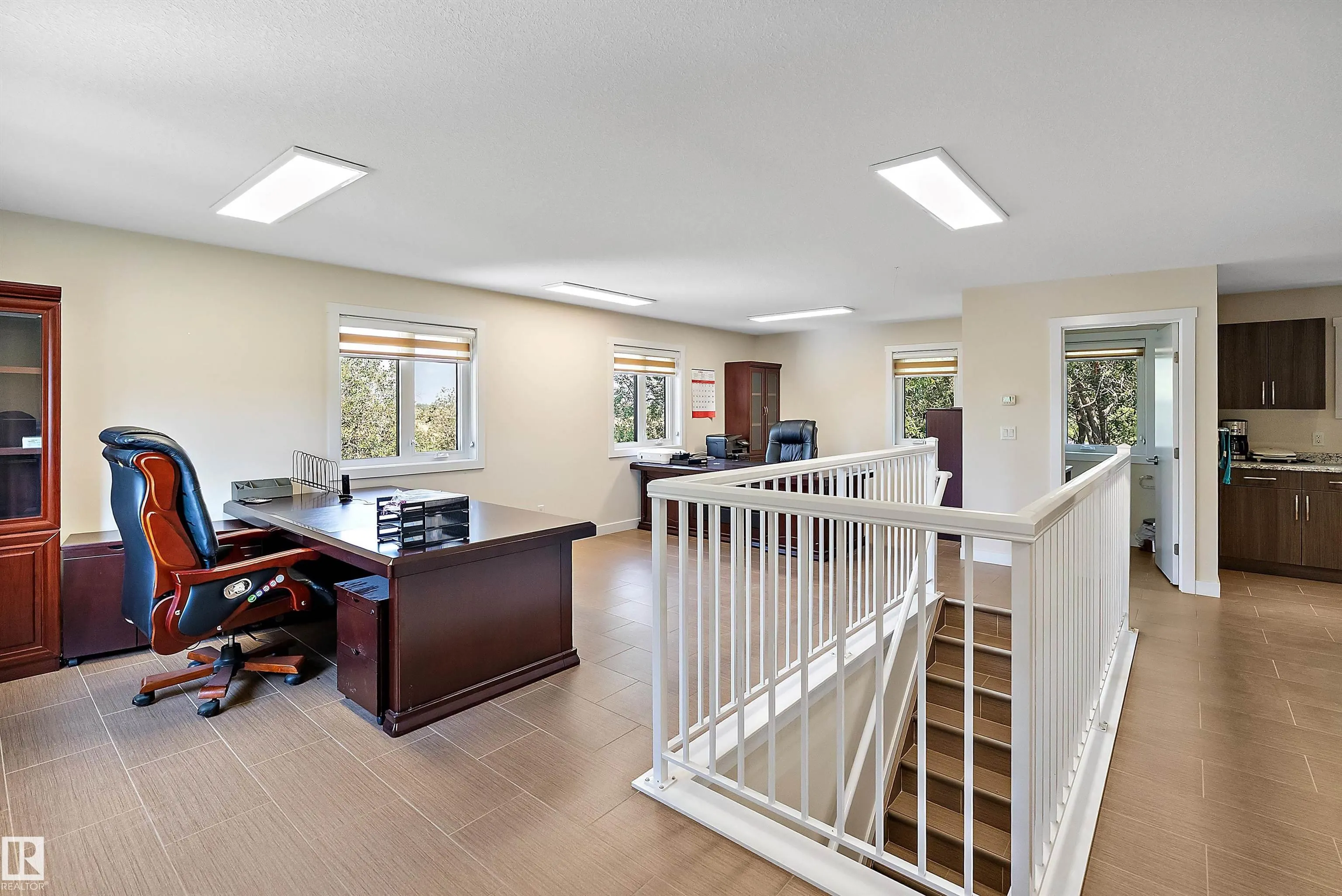 #9B 54231 Range Road 250