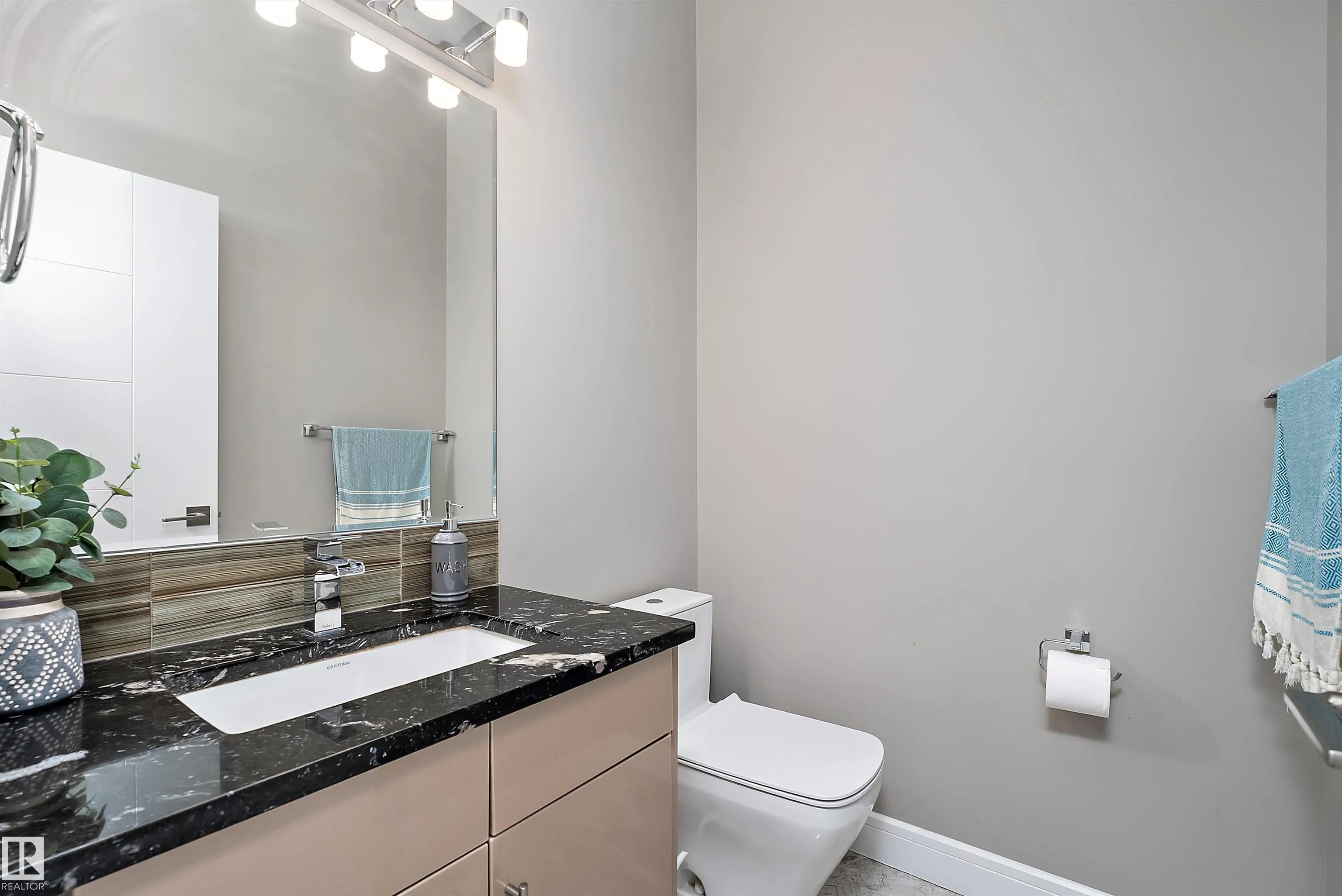 #9B 54231 Range Road 250