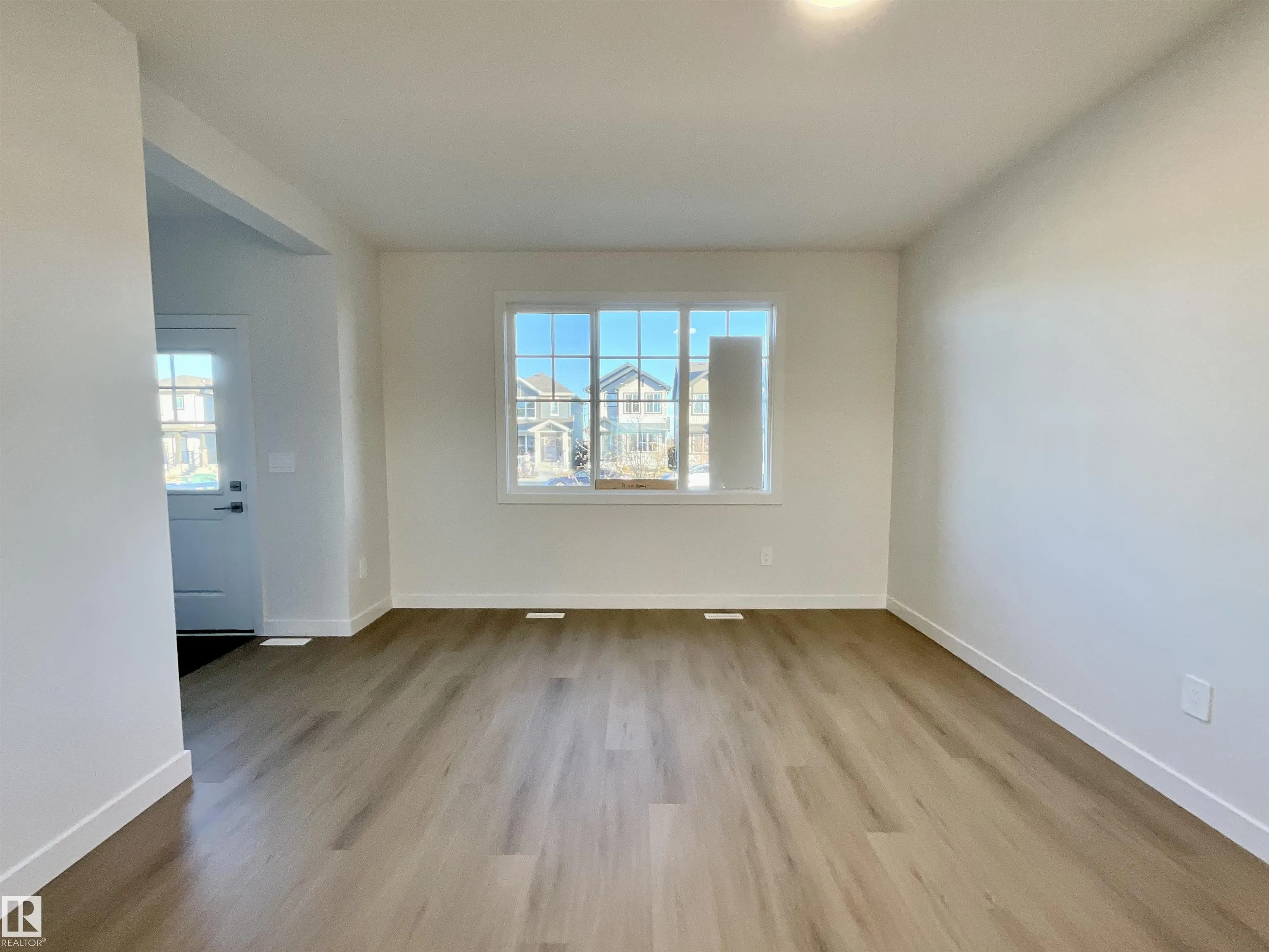 61 SIENNA Boulevard