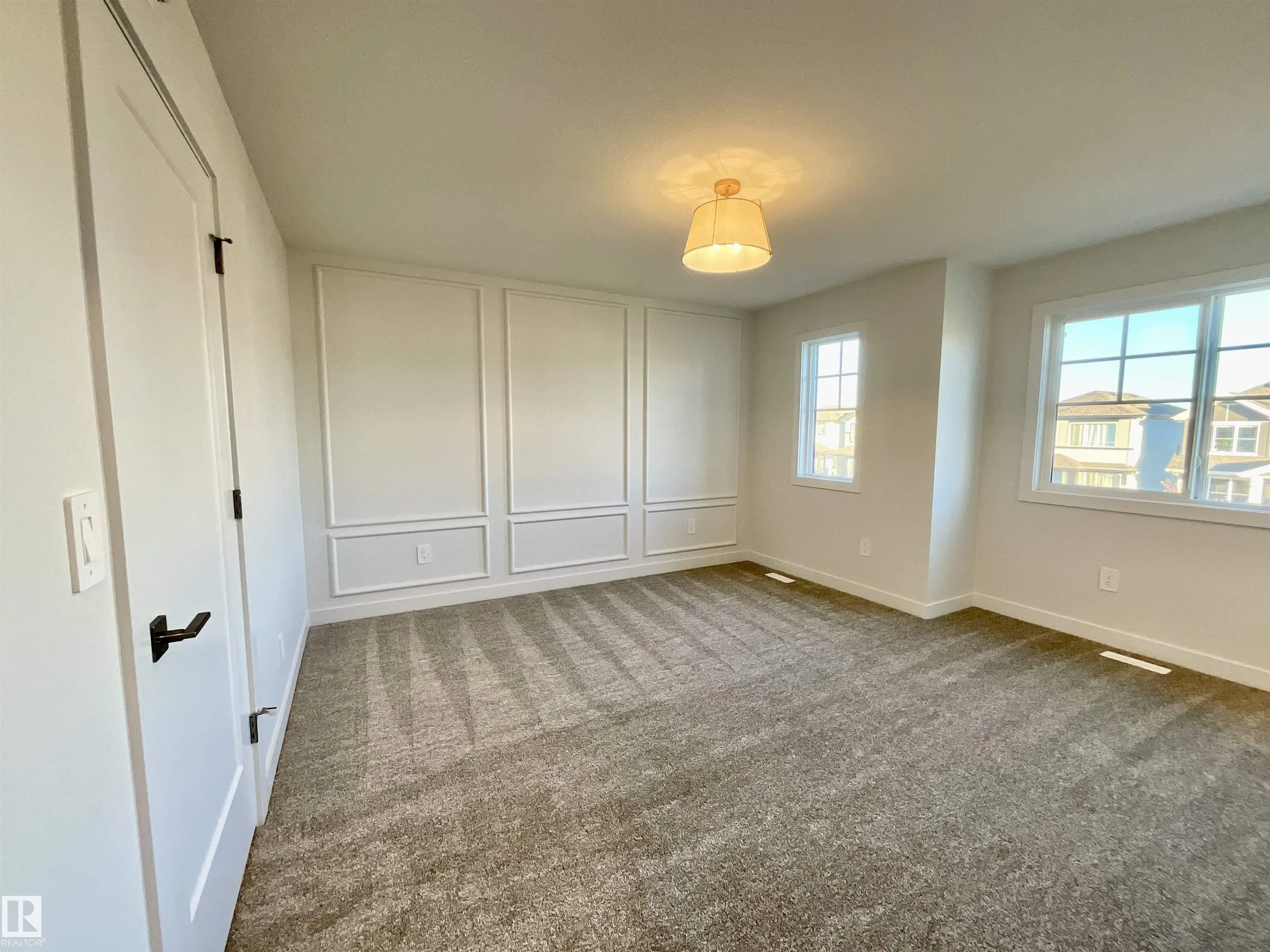 61 SIENNA Boulevard