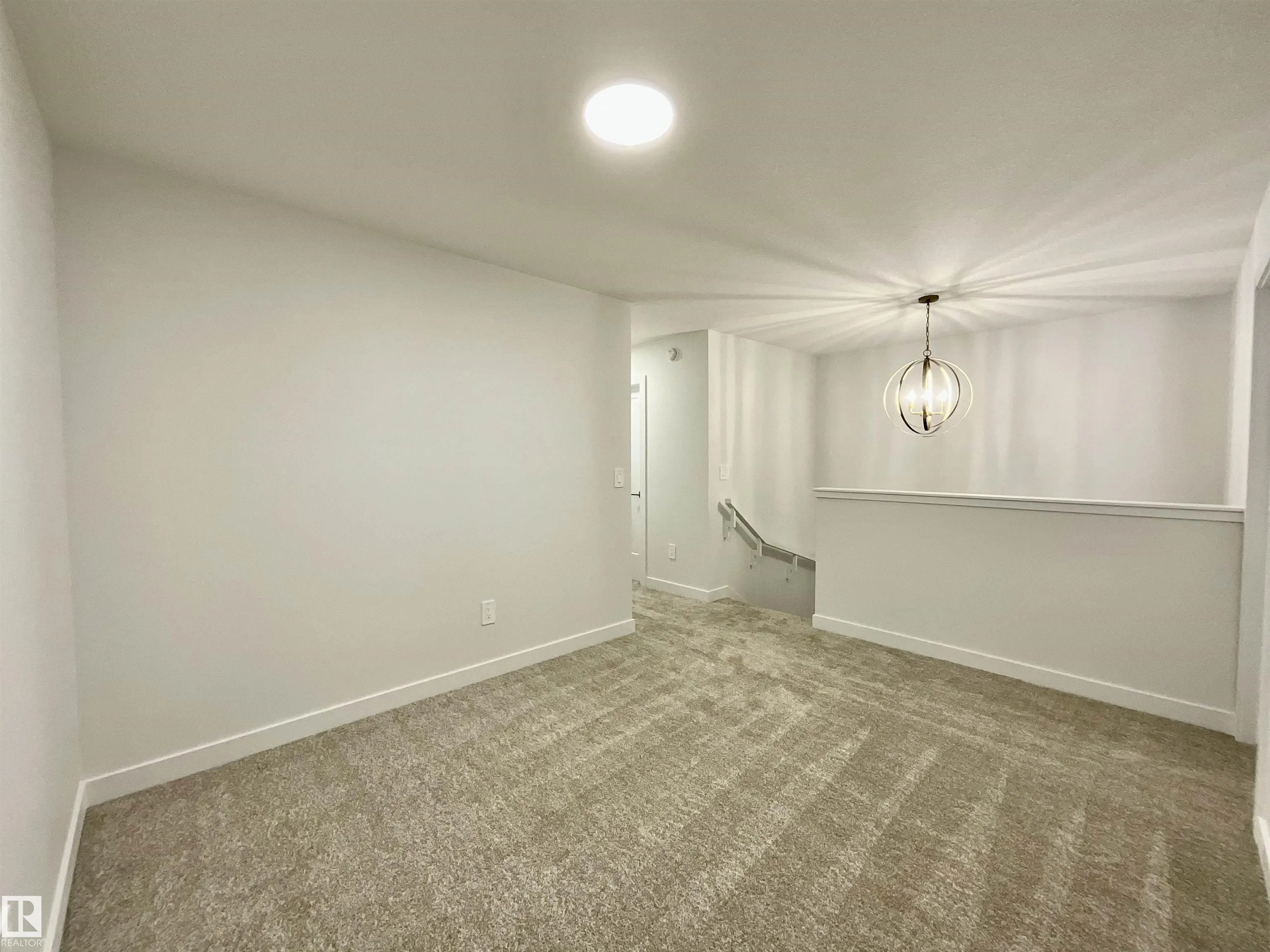 61 SIENNA Boulevard