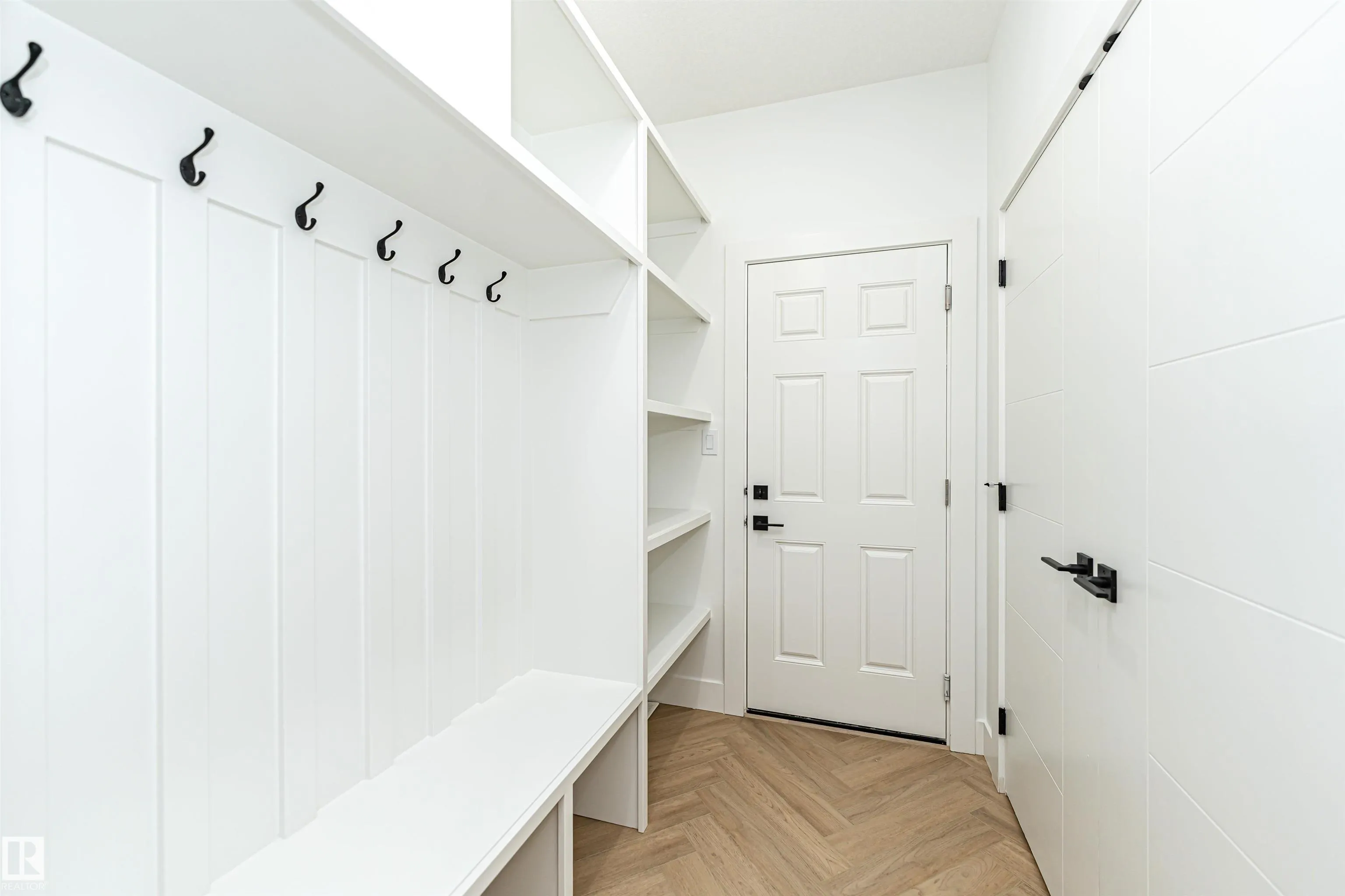 3221 PELERIN Crescent