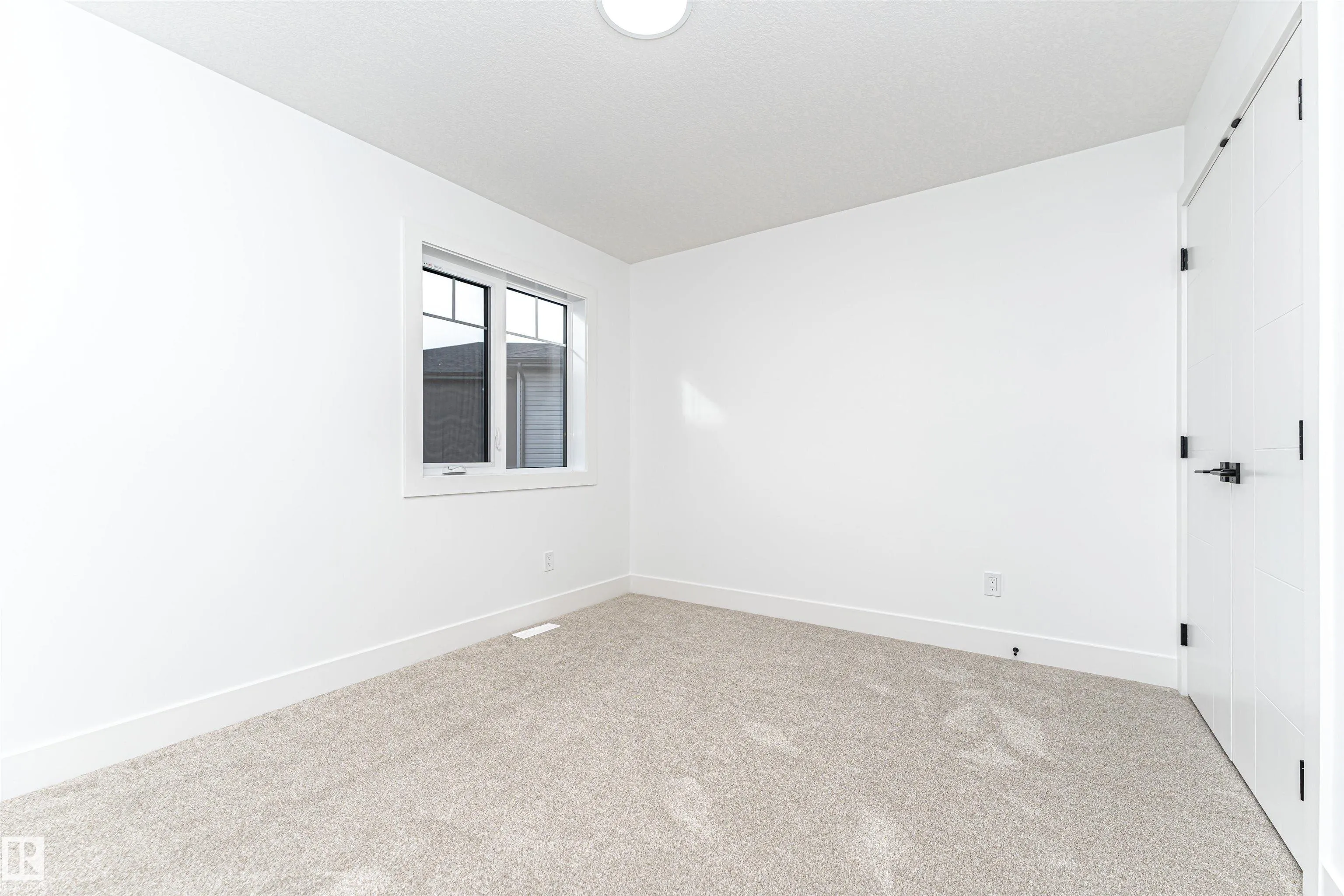 3221 PELERIN Crescent