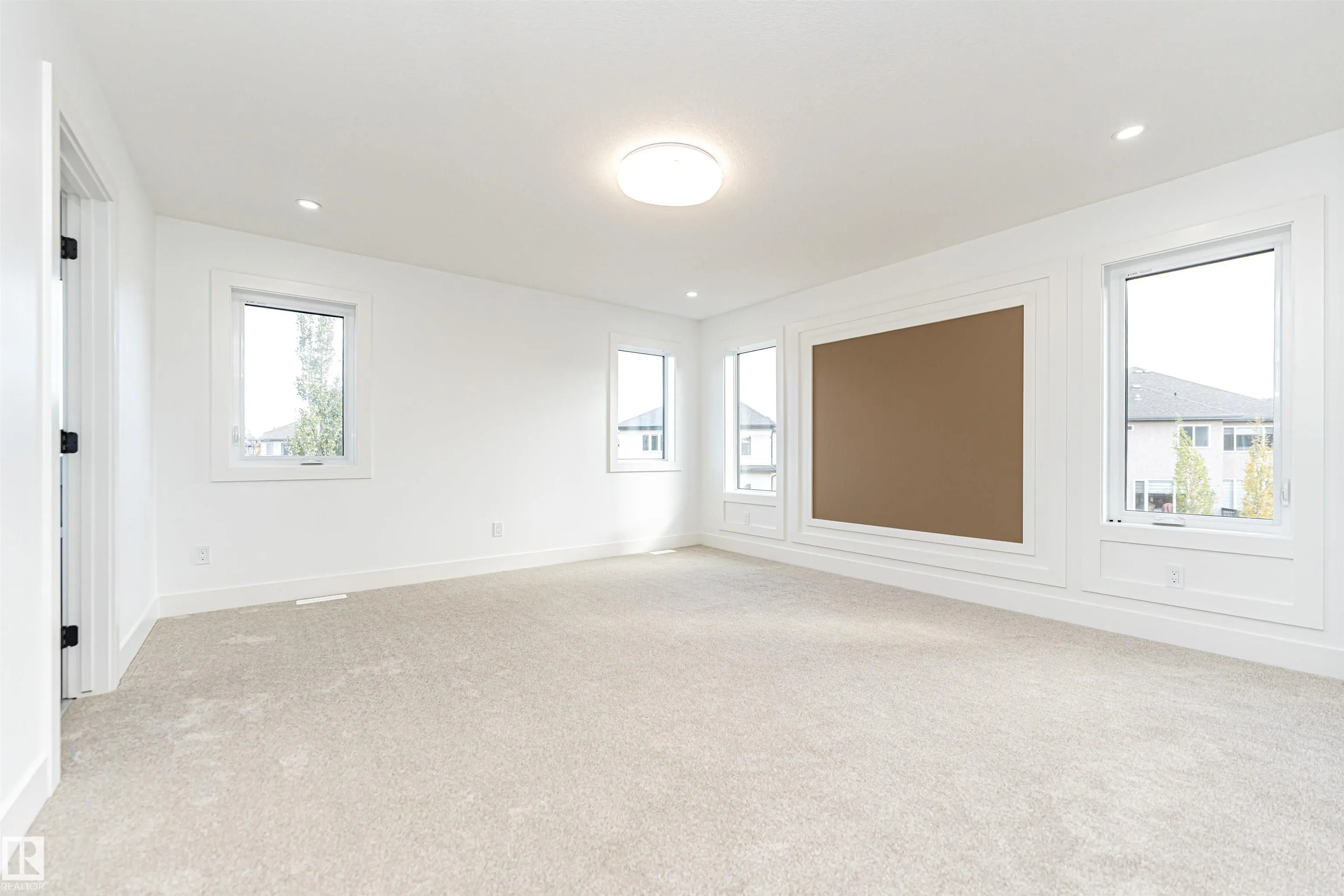 3221 PELERIN Crescent