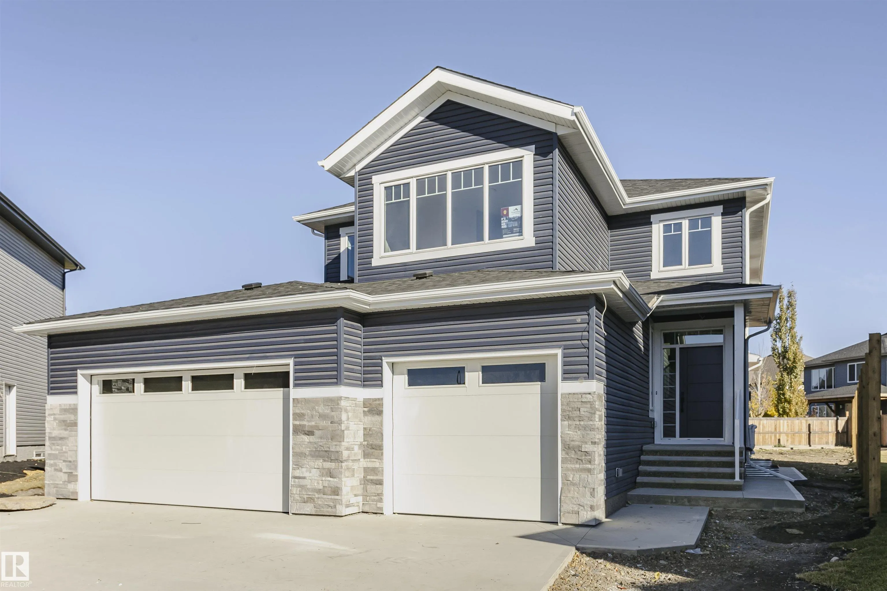 3221 PELERIN Crescent