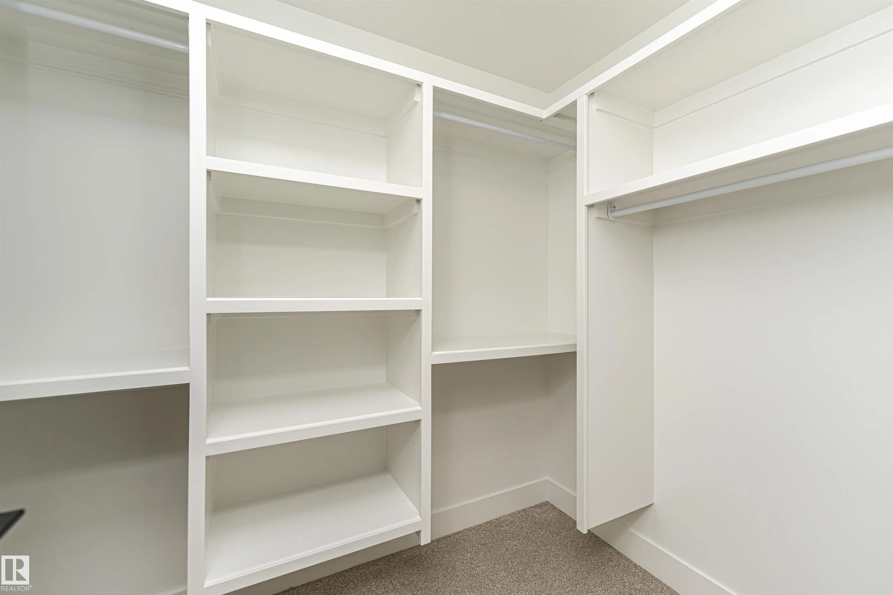 3221 PELERIN Crescent