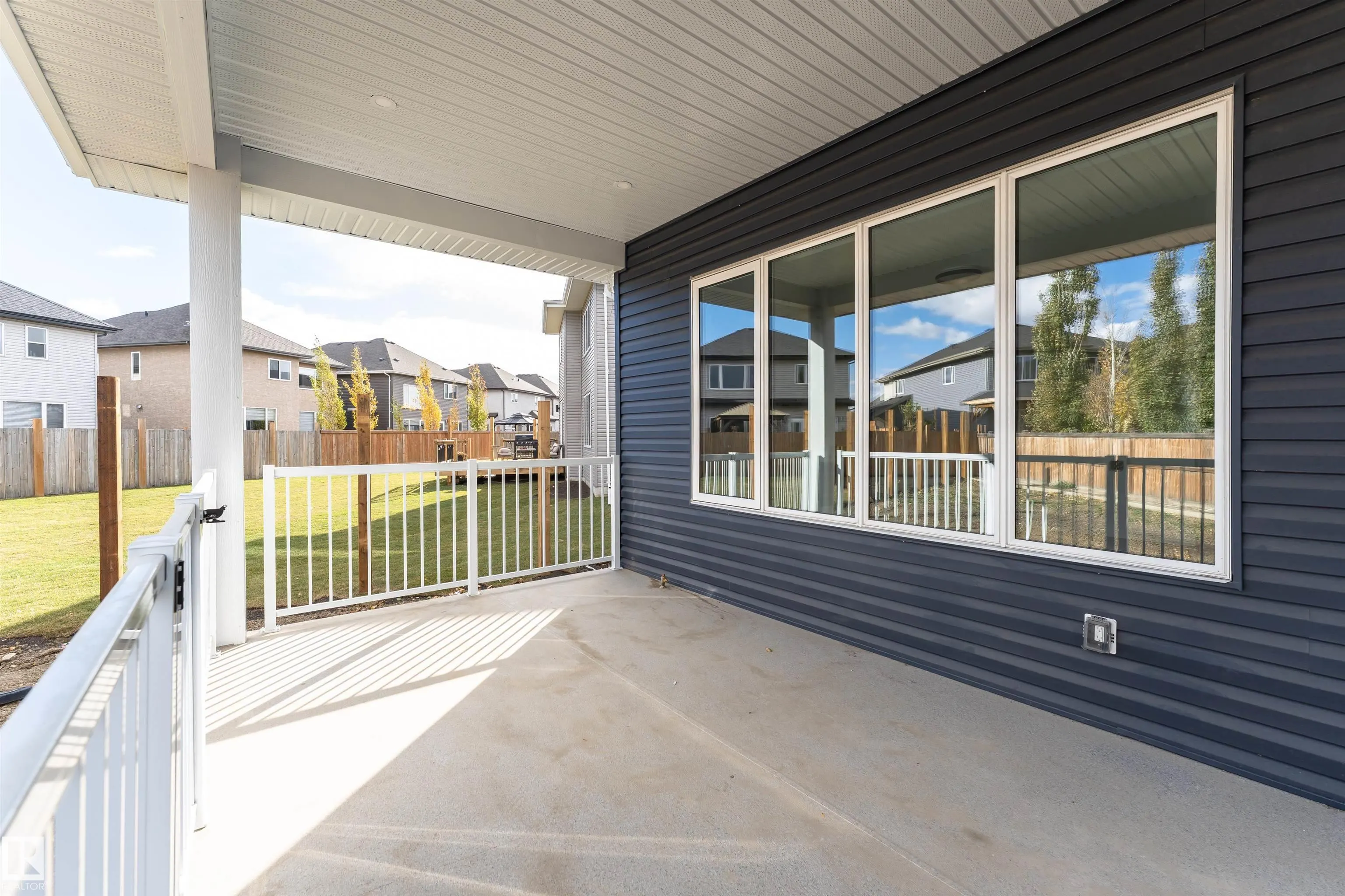 3221 PELERIN Crescent