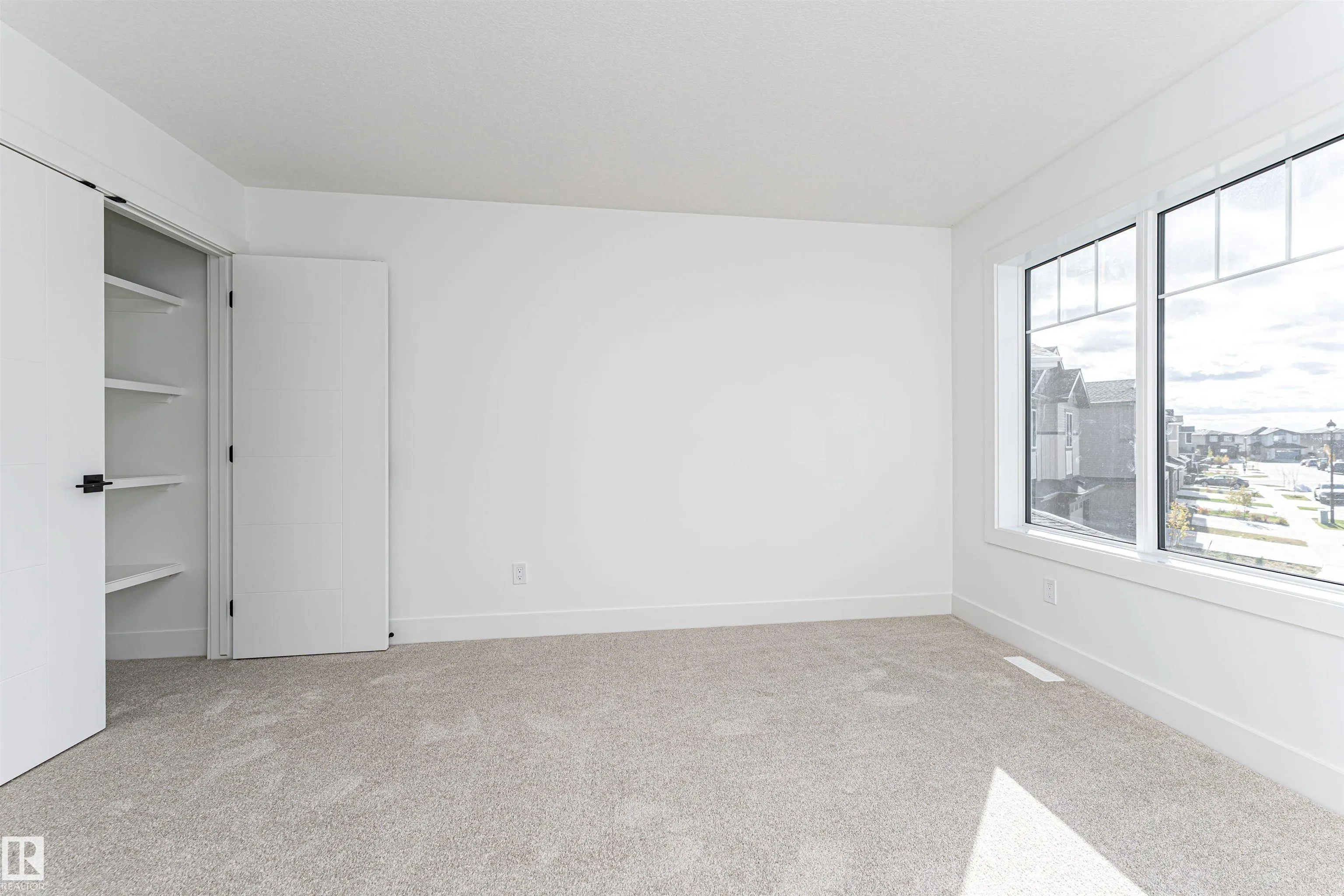 3221 PELERIN Crescent