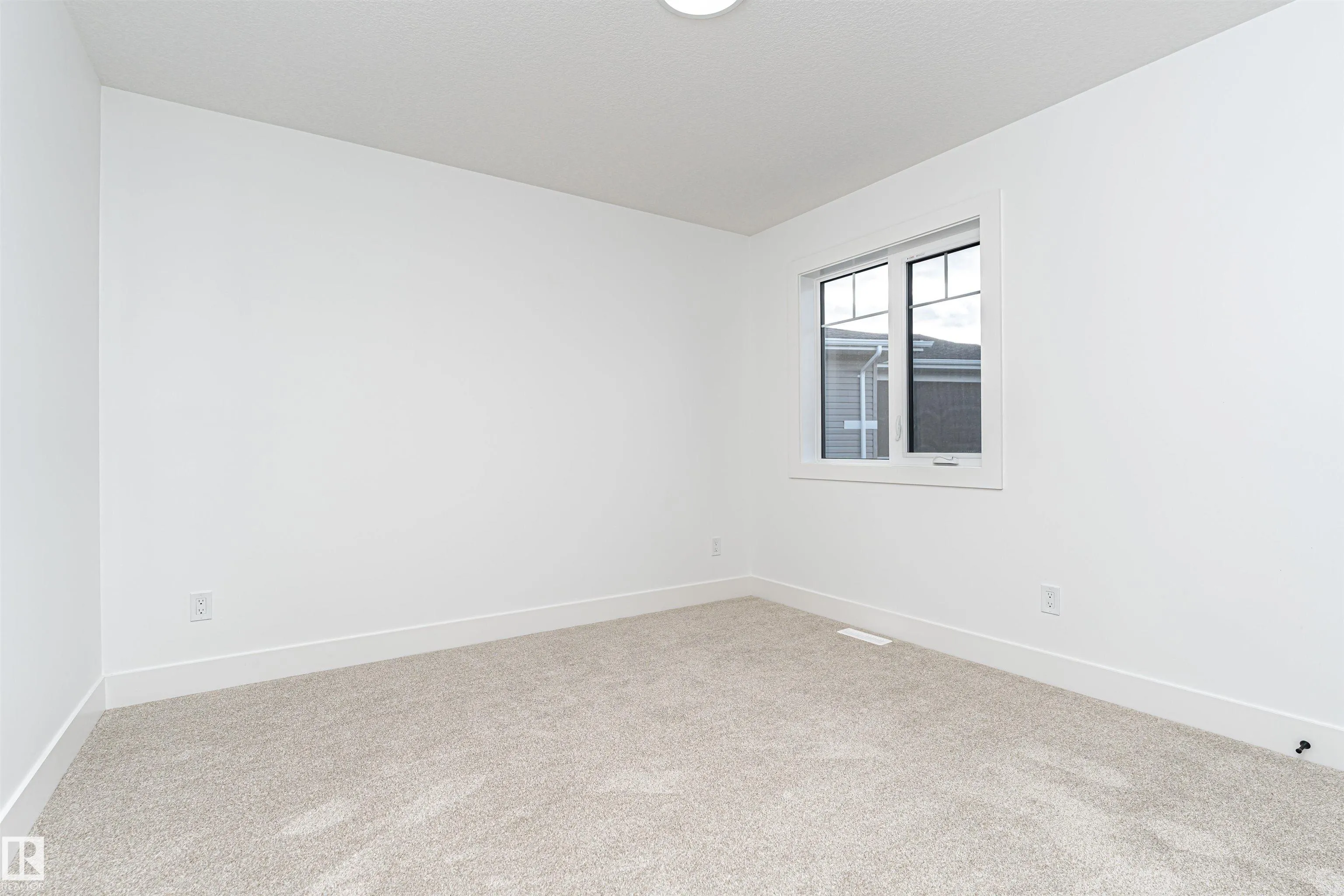 3221 PELERIN Crescent