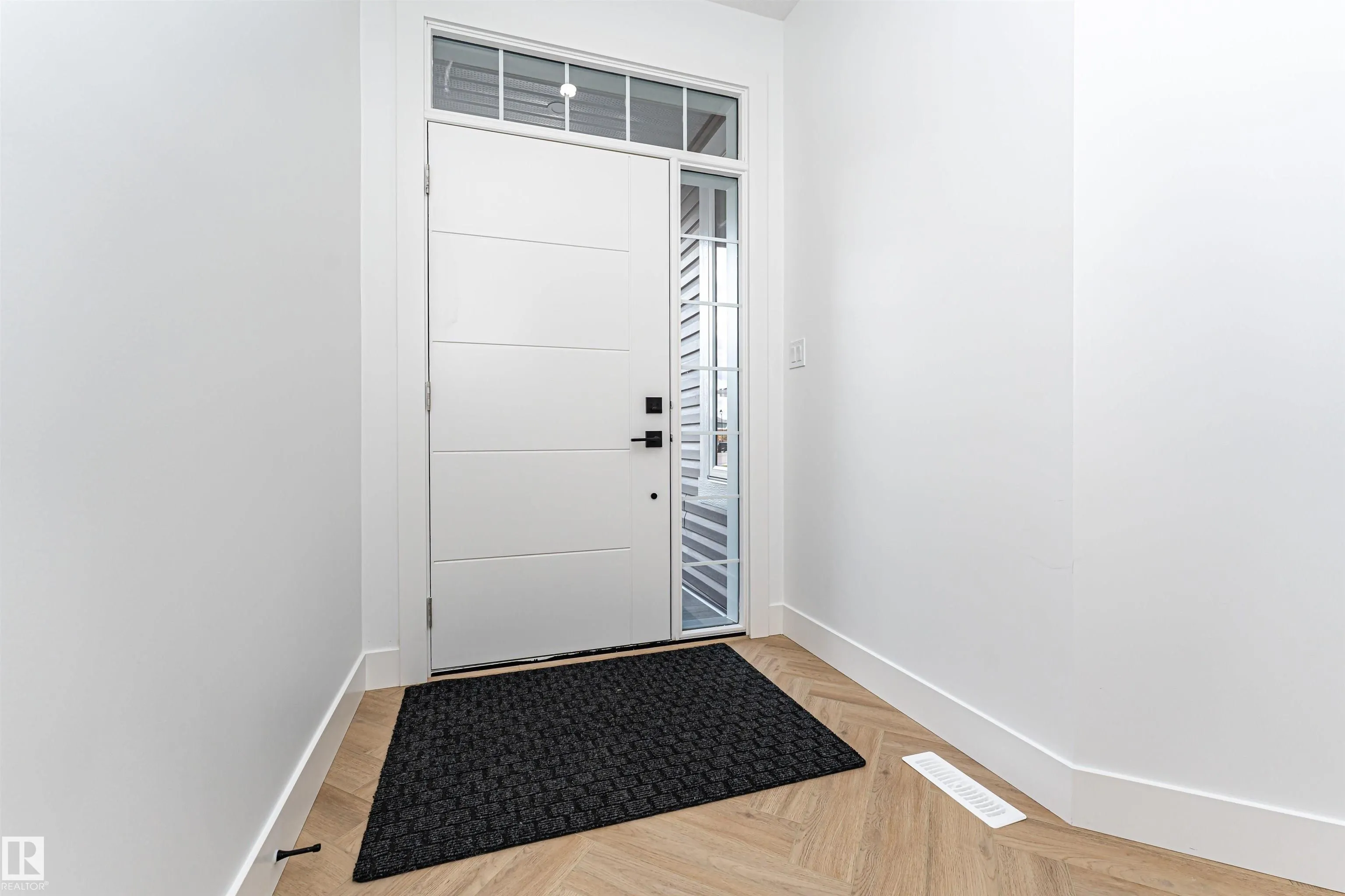 3221 PELERIN Crescent