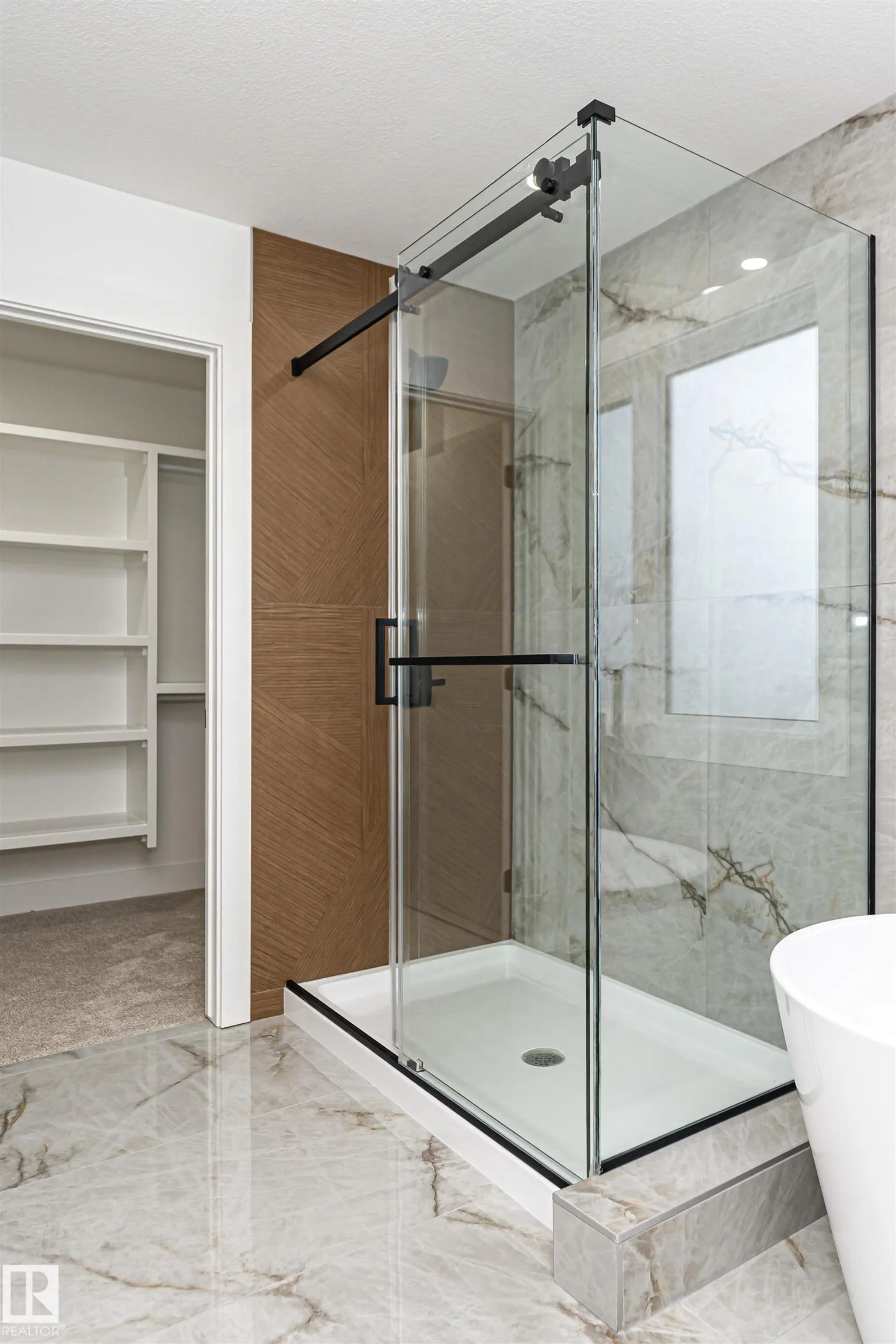 3221 PELERIN Crescent