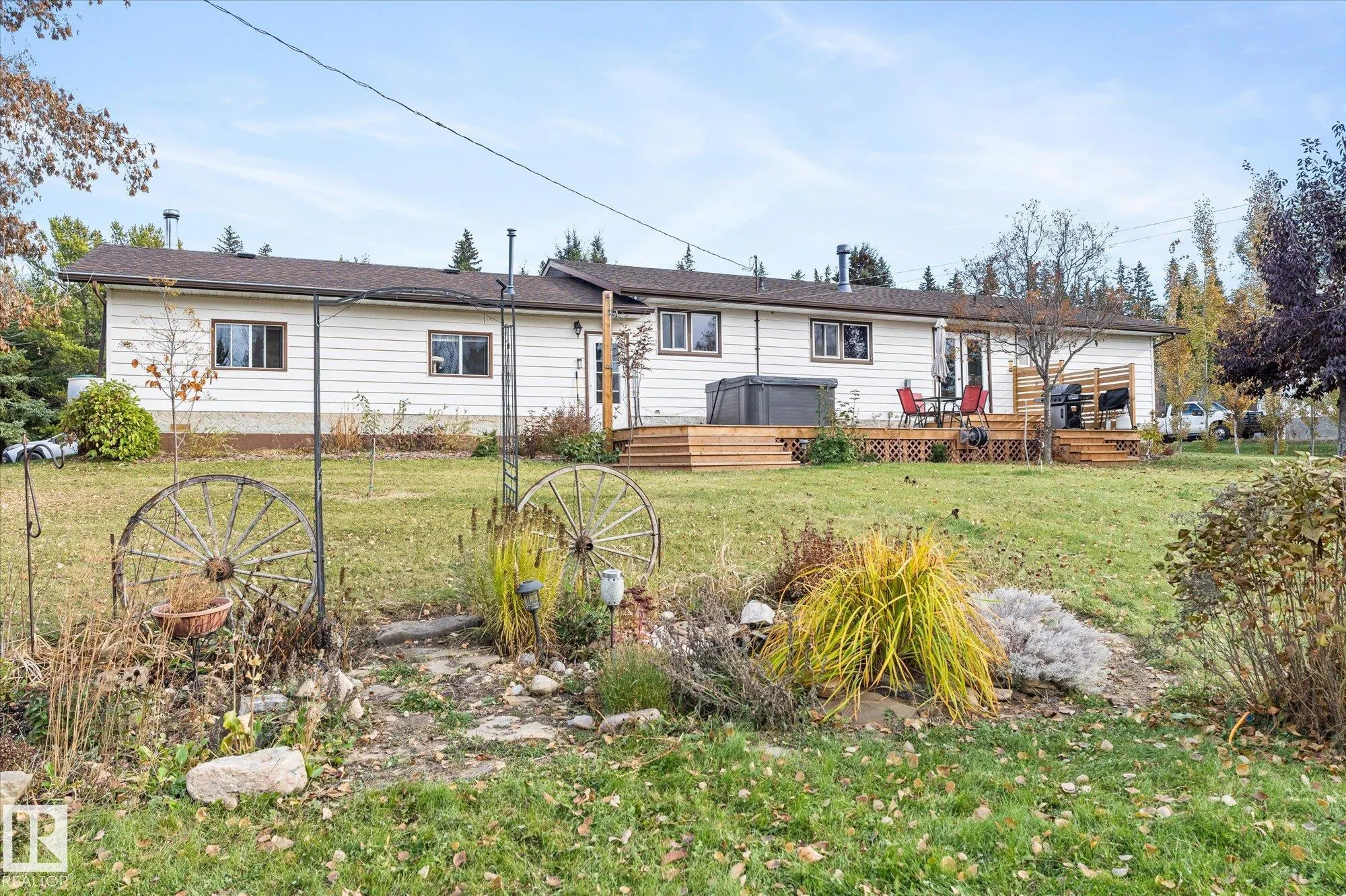 4911 46 St